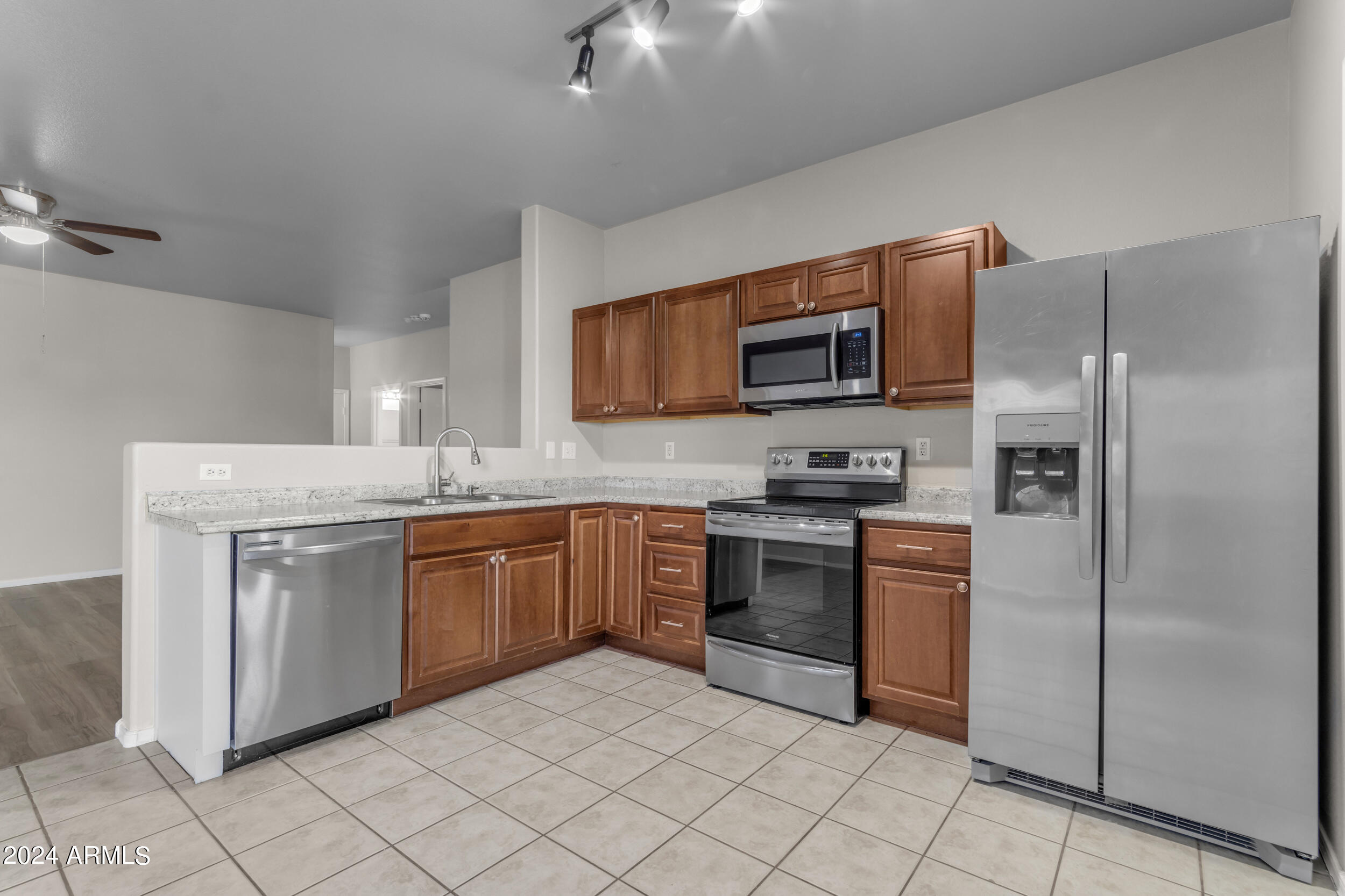 30675 N BAREBACK Trail
