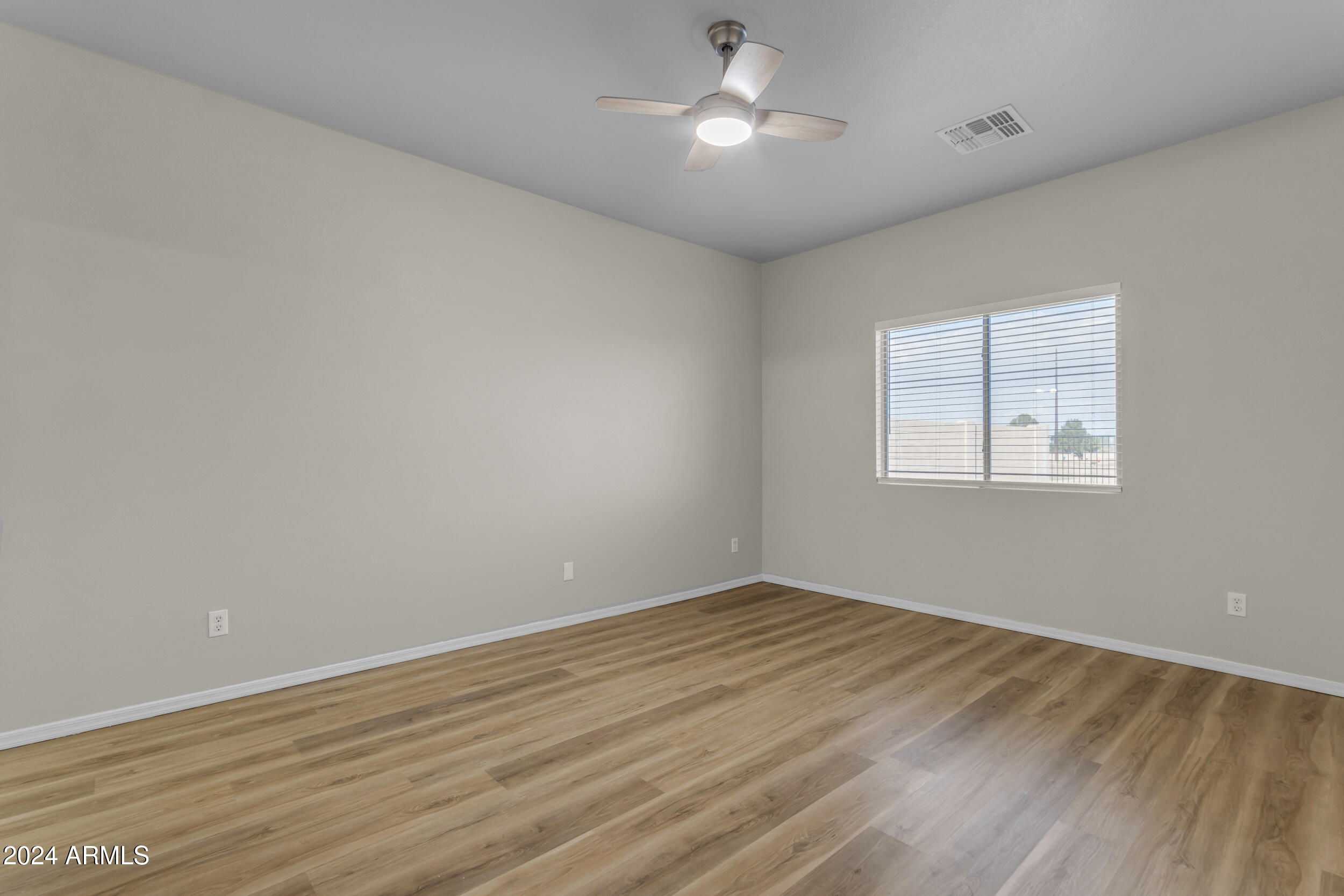 30675 N BAREBACK Trail