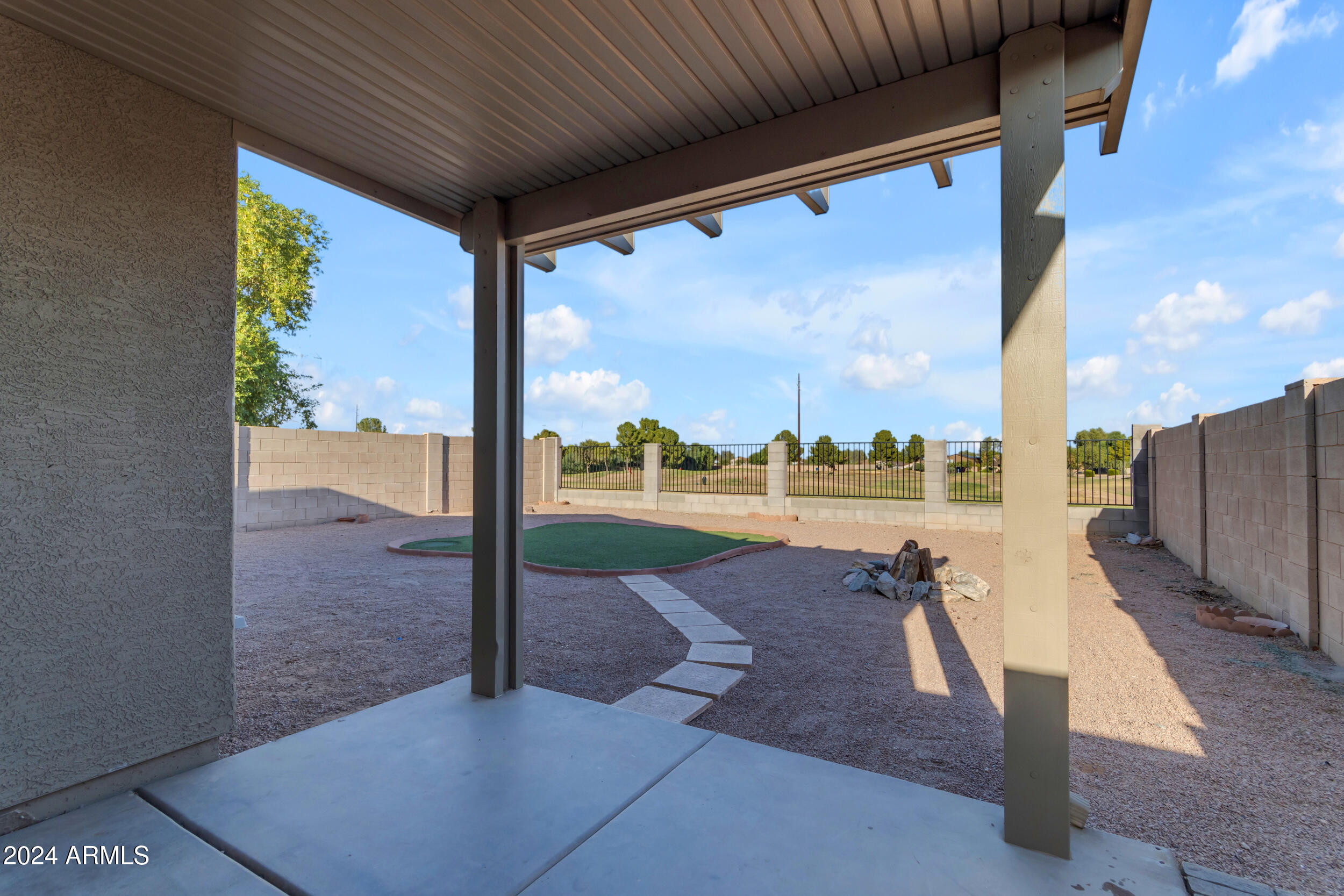 30675 N BAREBACK Trail