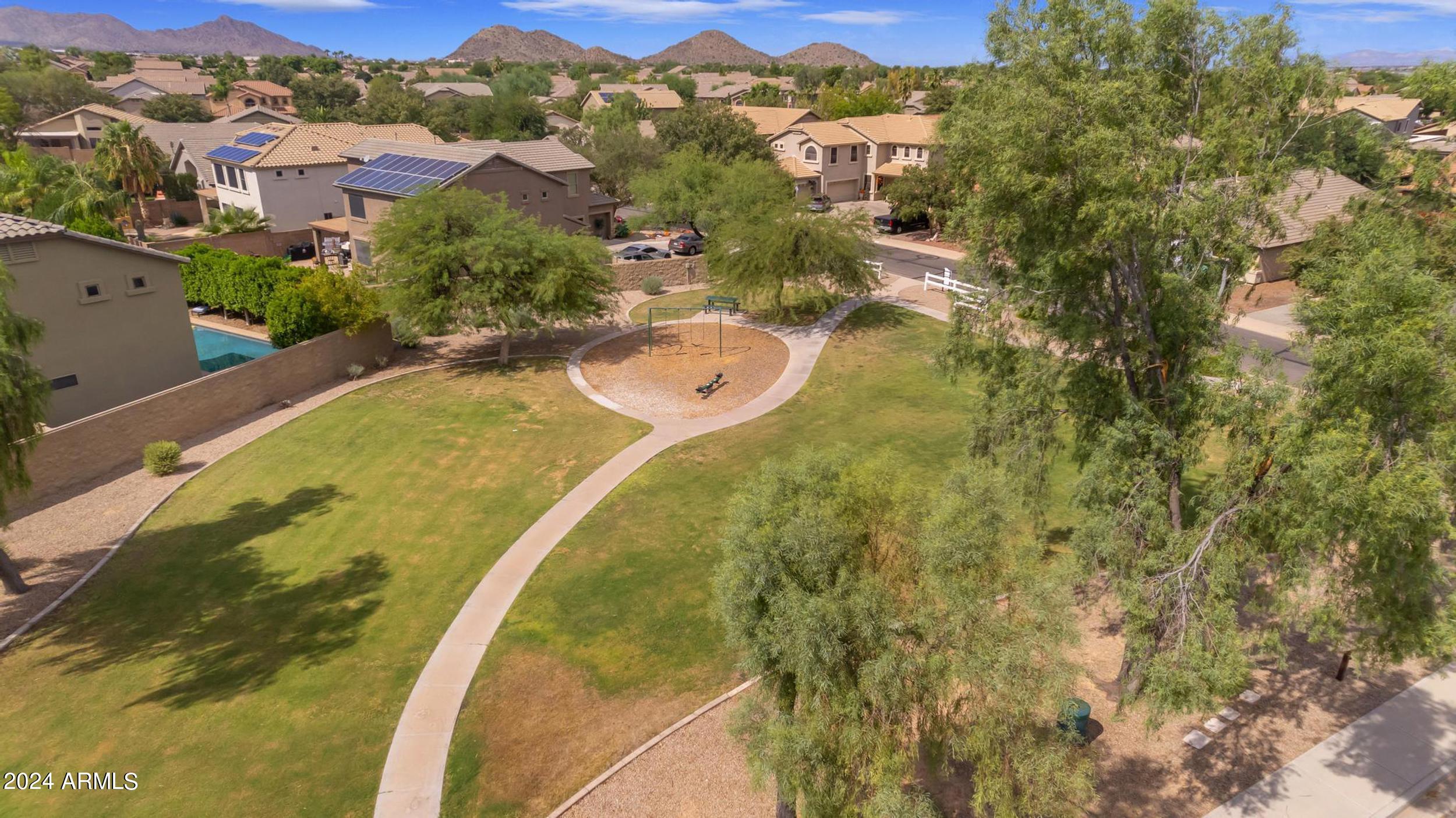 30675 N BAREBACK Trail