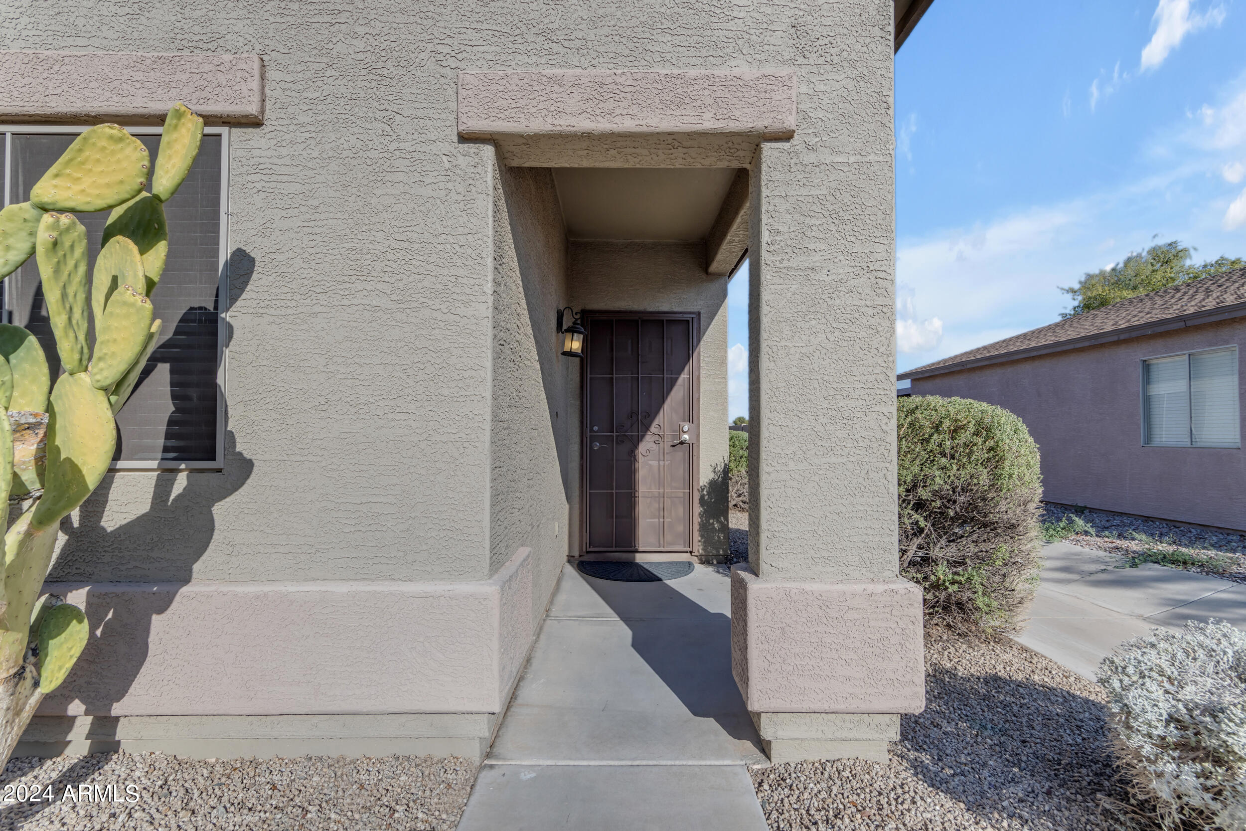 30675 N BAREBACK Trail