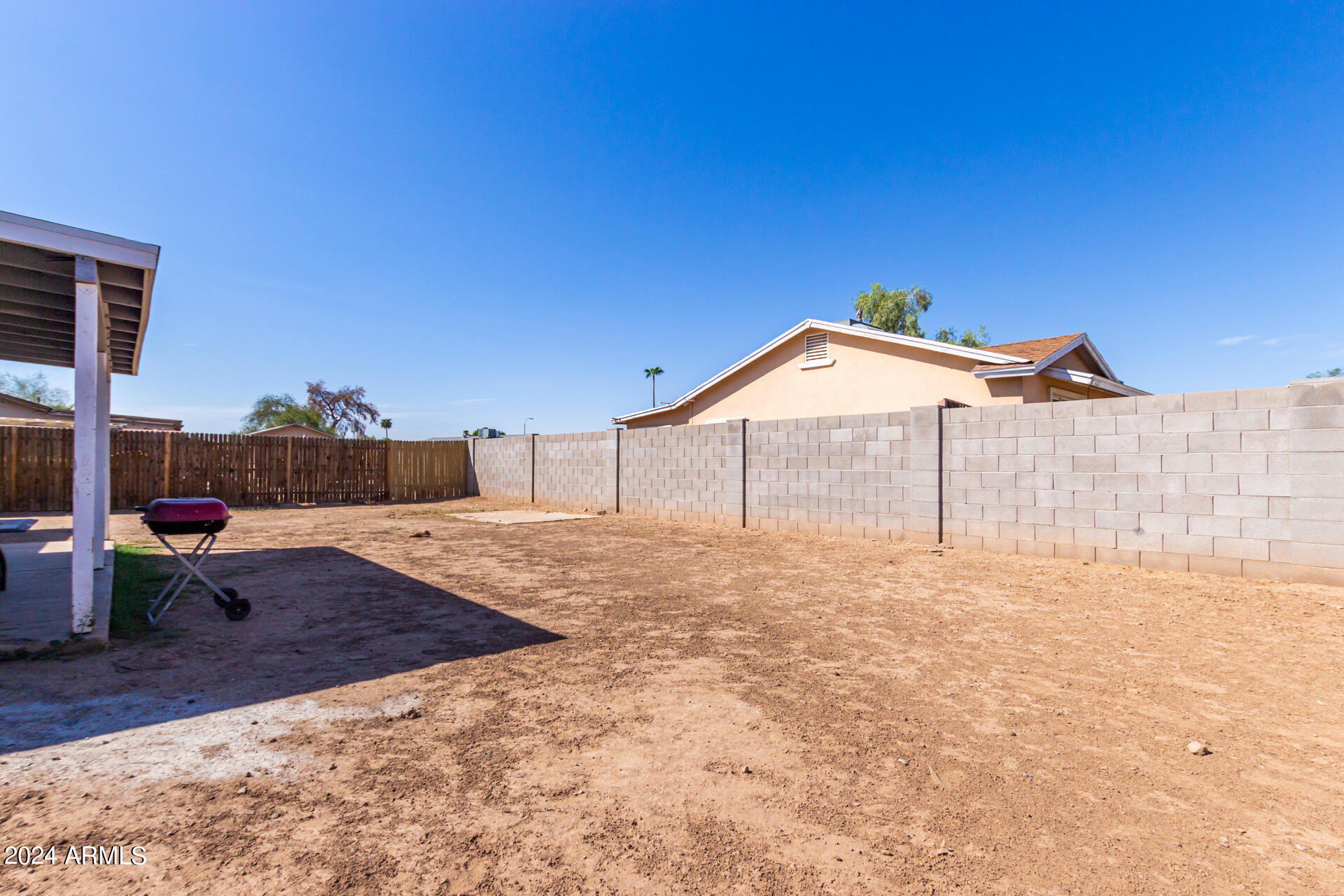 7924 W HIGHLAND Avenue