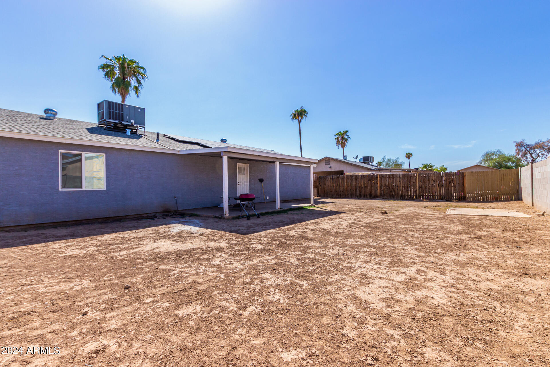 7924 W HIGHLAND Avenue