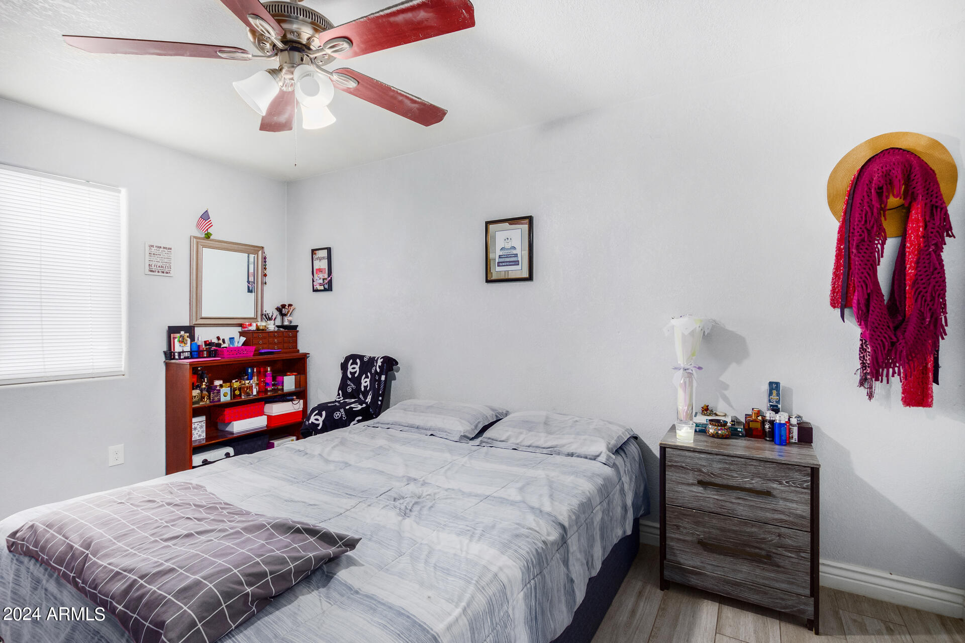 7924 W HIGHLAND Avenue