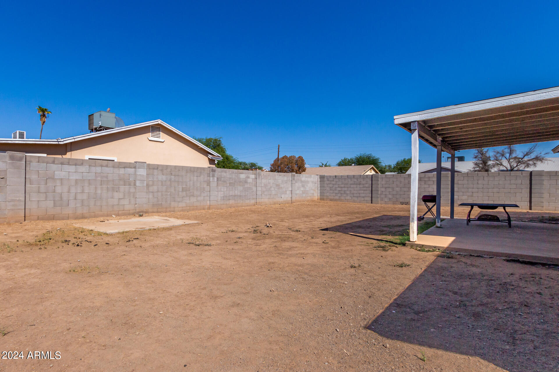 7924 W HIGHLAND Avenue