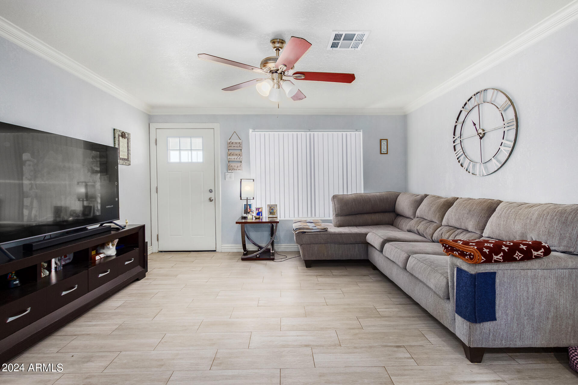 7924 W HIGHLAND Avenue