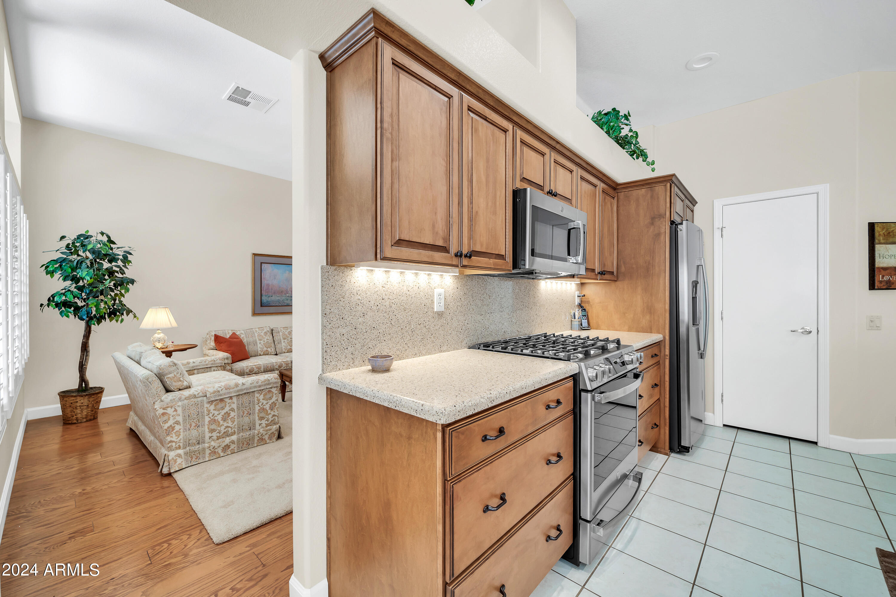 13605 W ROBERTSON Drive