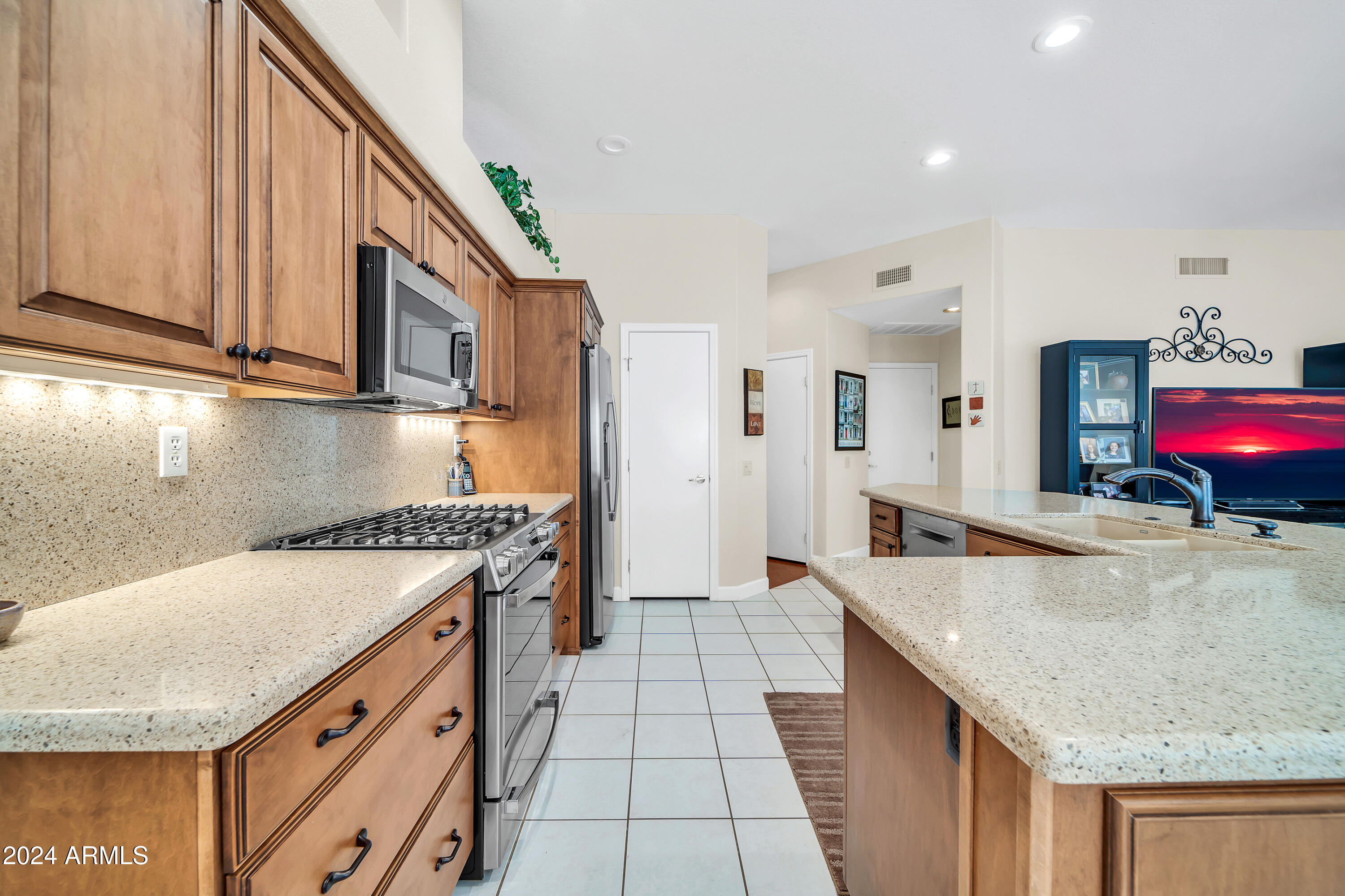 13605 W ROBERTSON Drive