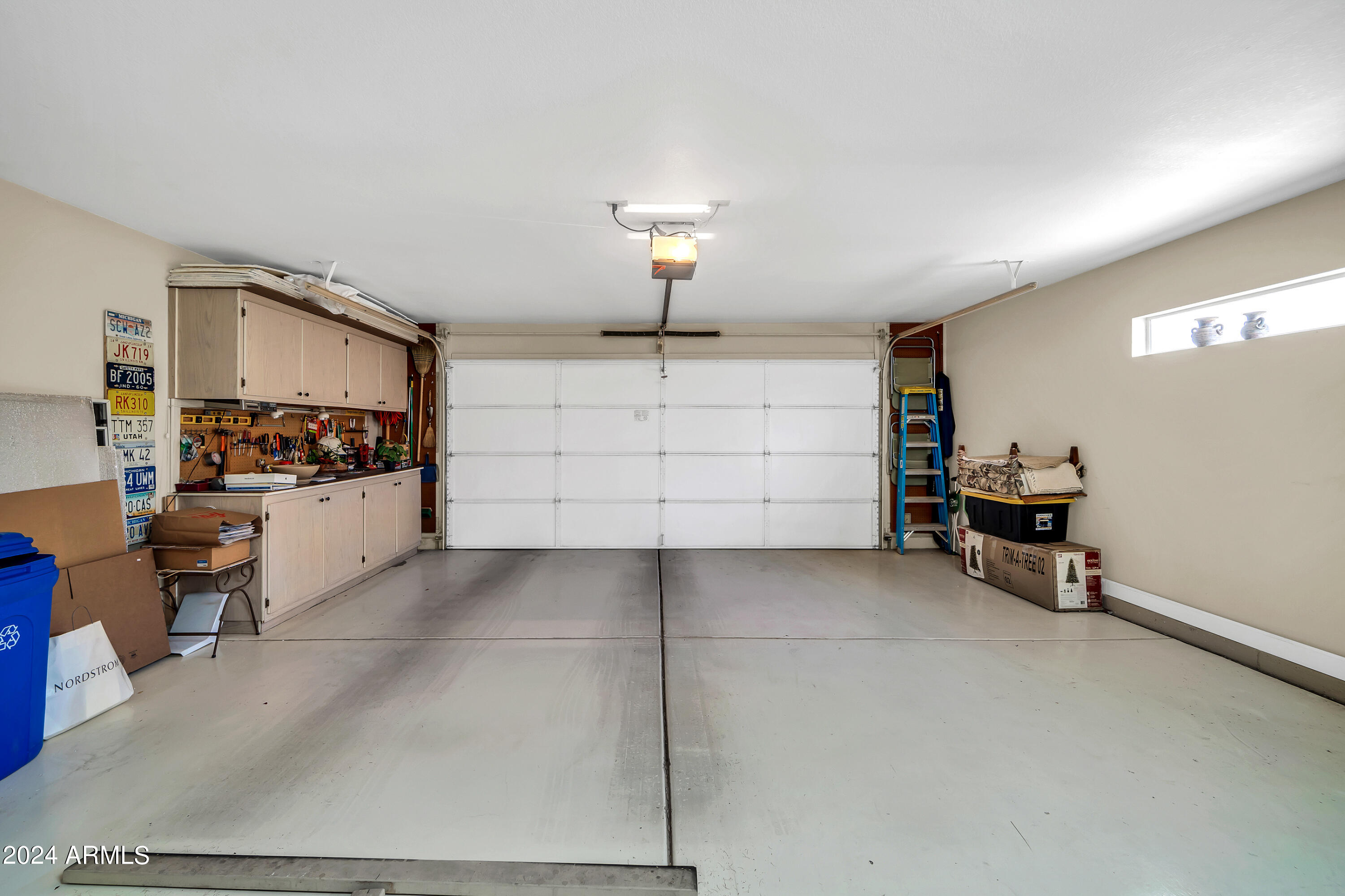 13605 W ROBERTSON Drive