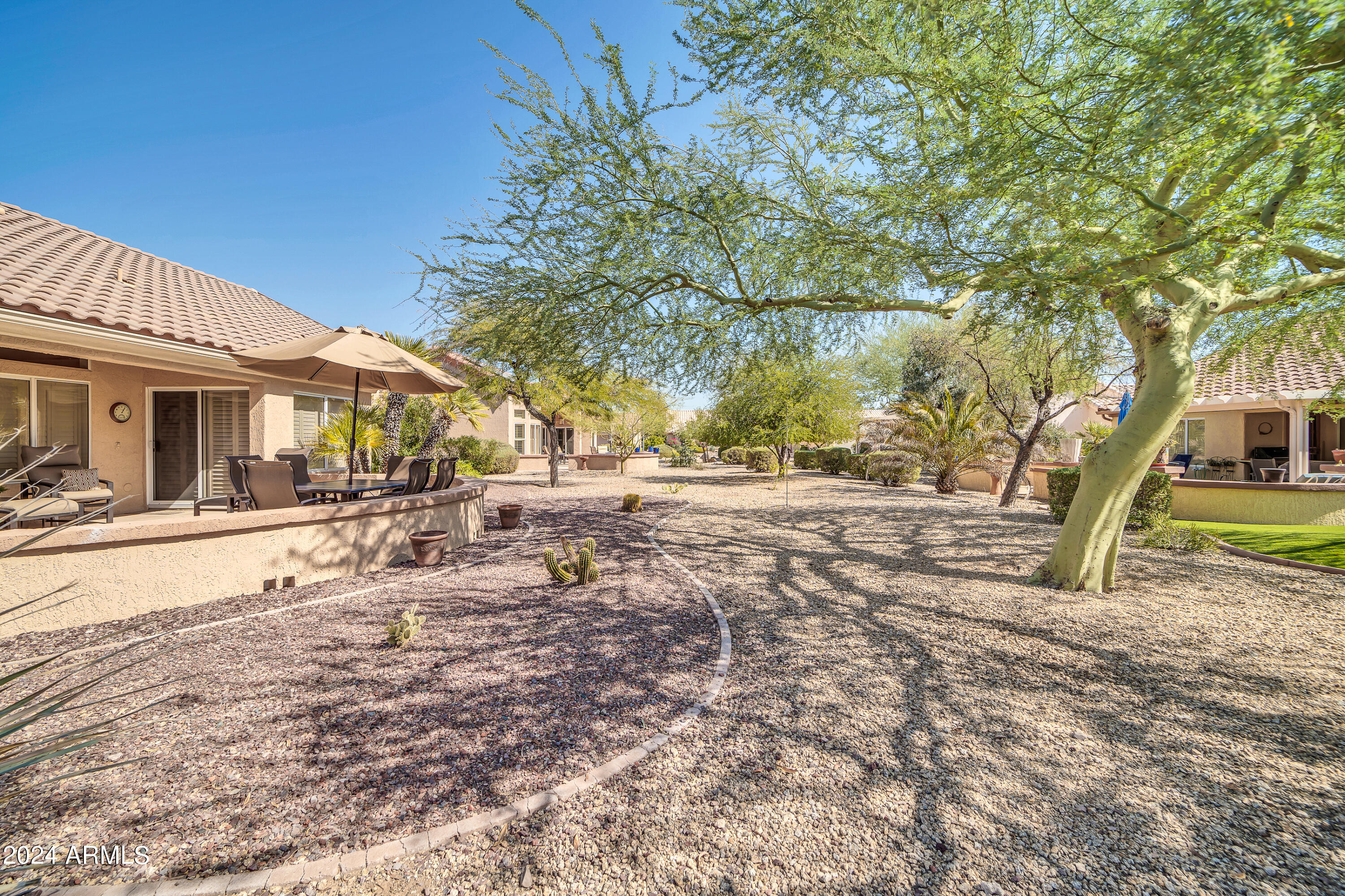 13605 W ROBERTSON Drive
