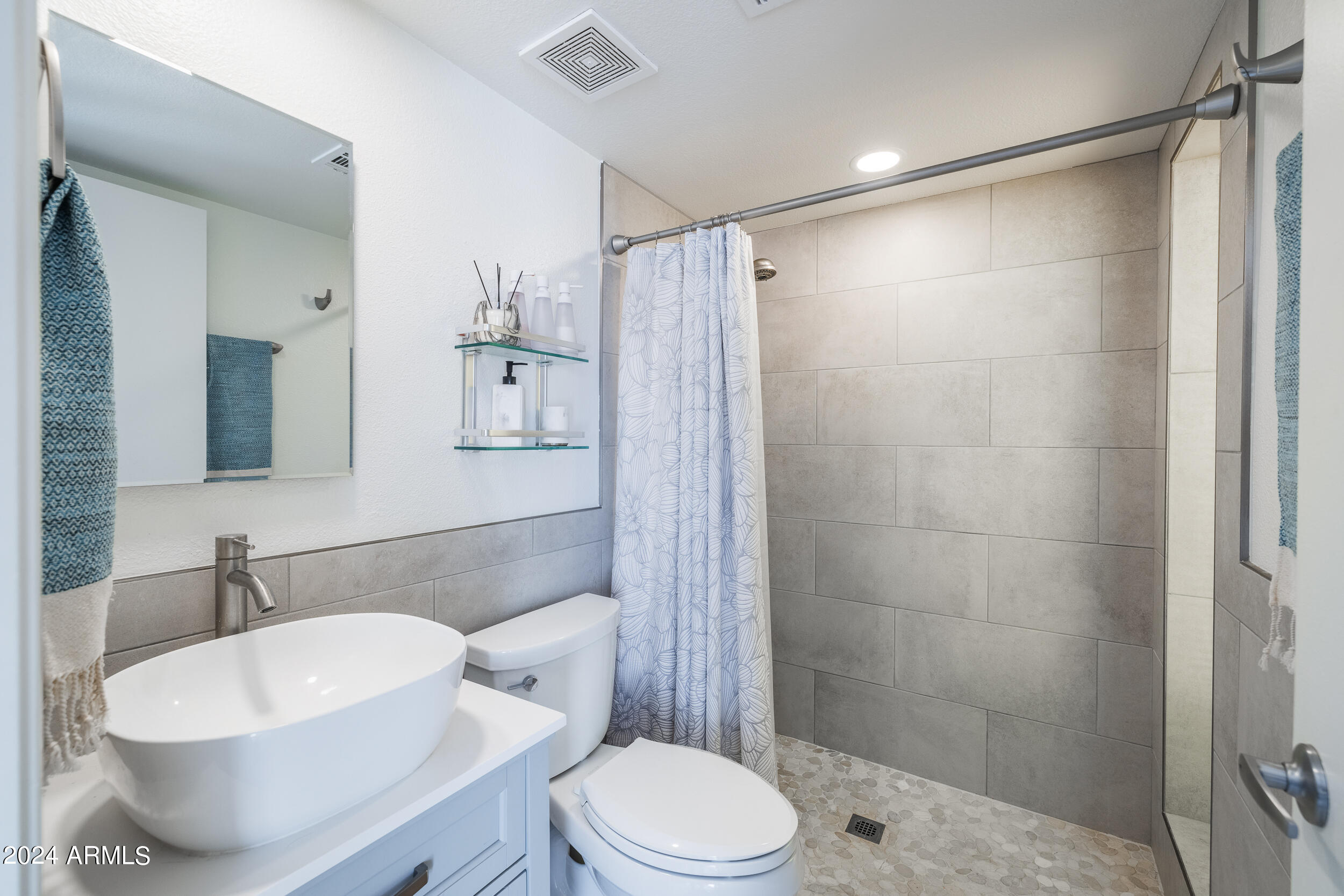 17006 E CALLE DEL SOL Road