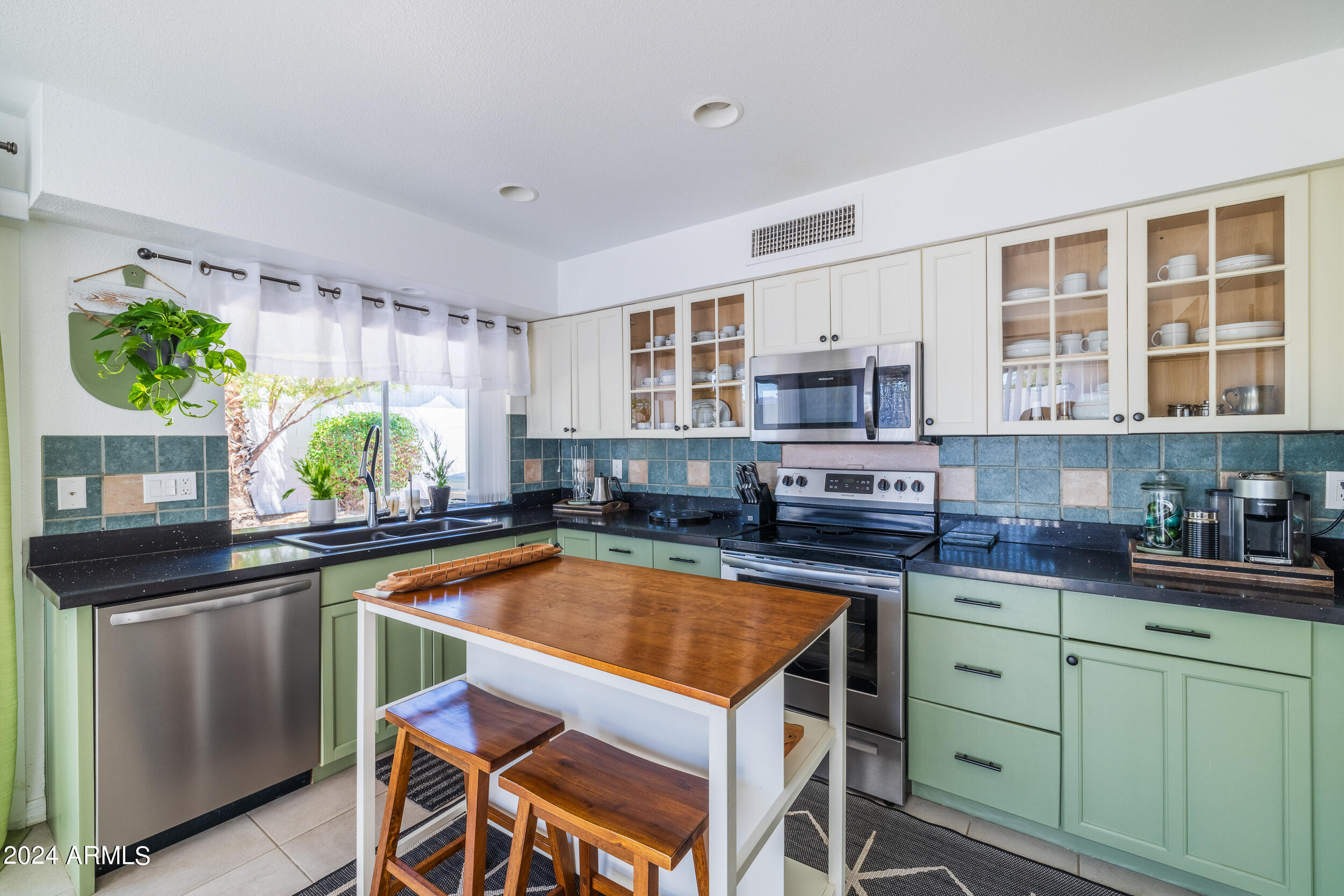 17006 E CALLE DEL SOL Road