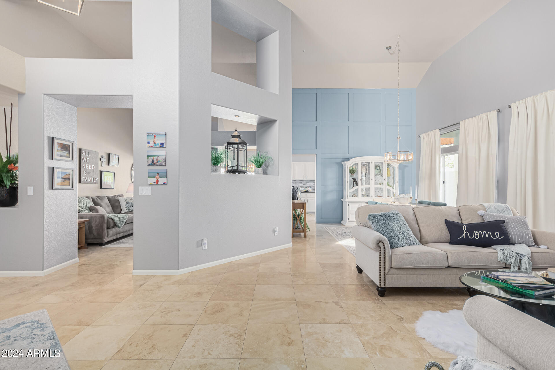 10810 E BELLA VISTA Drive