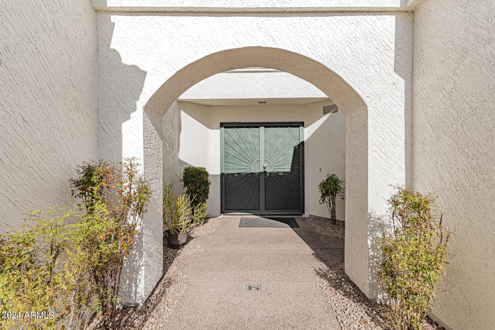 10810 E BELLA VISTA Drive