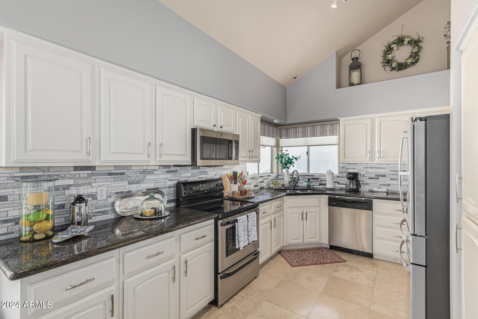 10810 E BELLA VISTA Drive