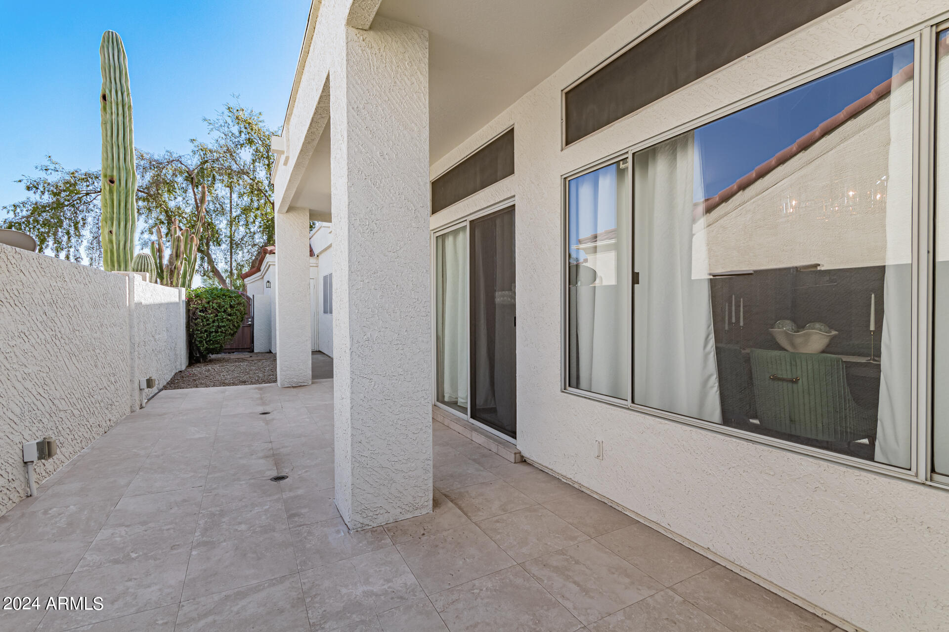 10810 E BELLA VISTA Drive