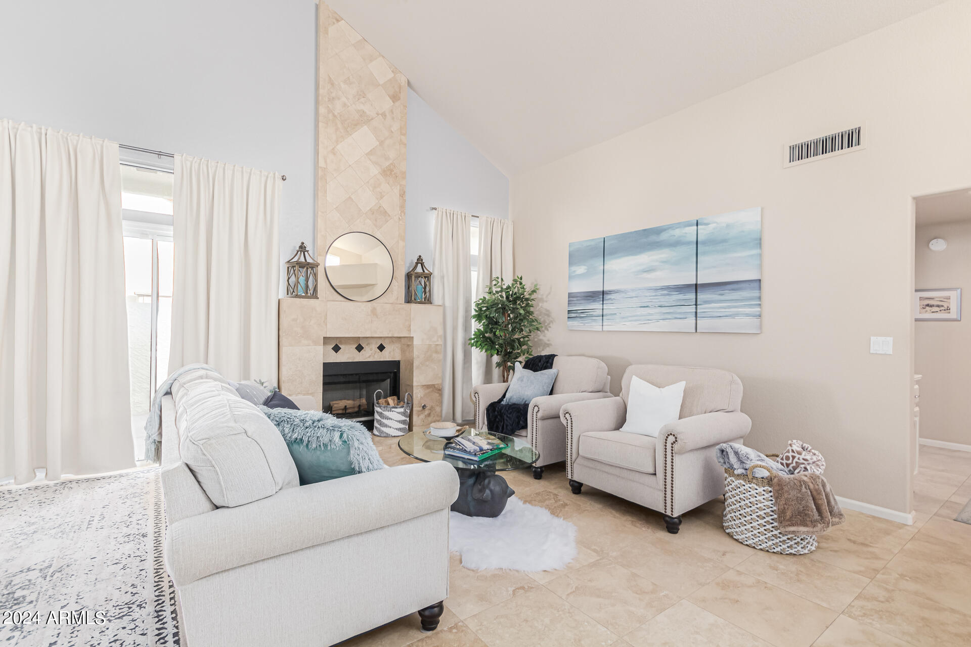 10810 E BELLA VISTA Drive