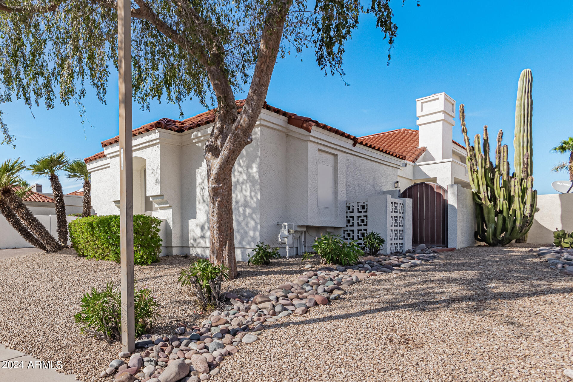 10810 E BELLA VISTA Drive