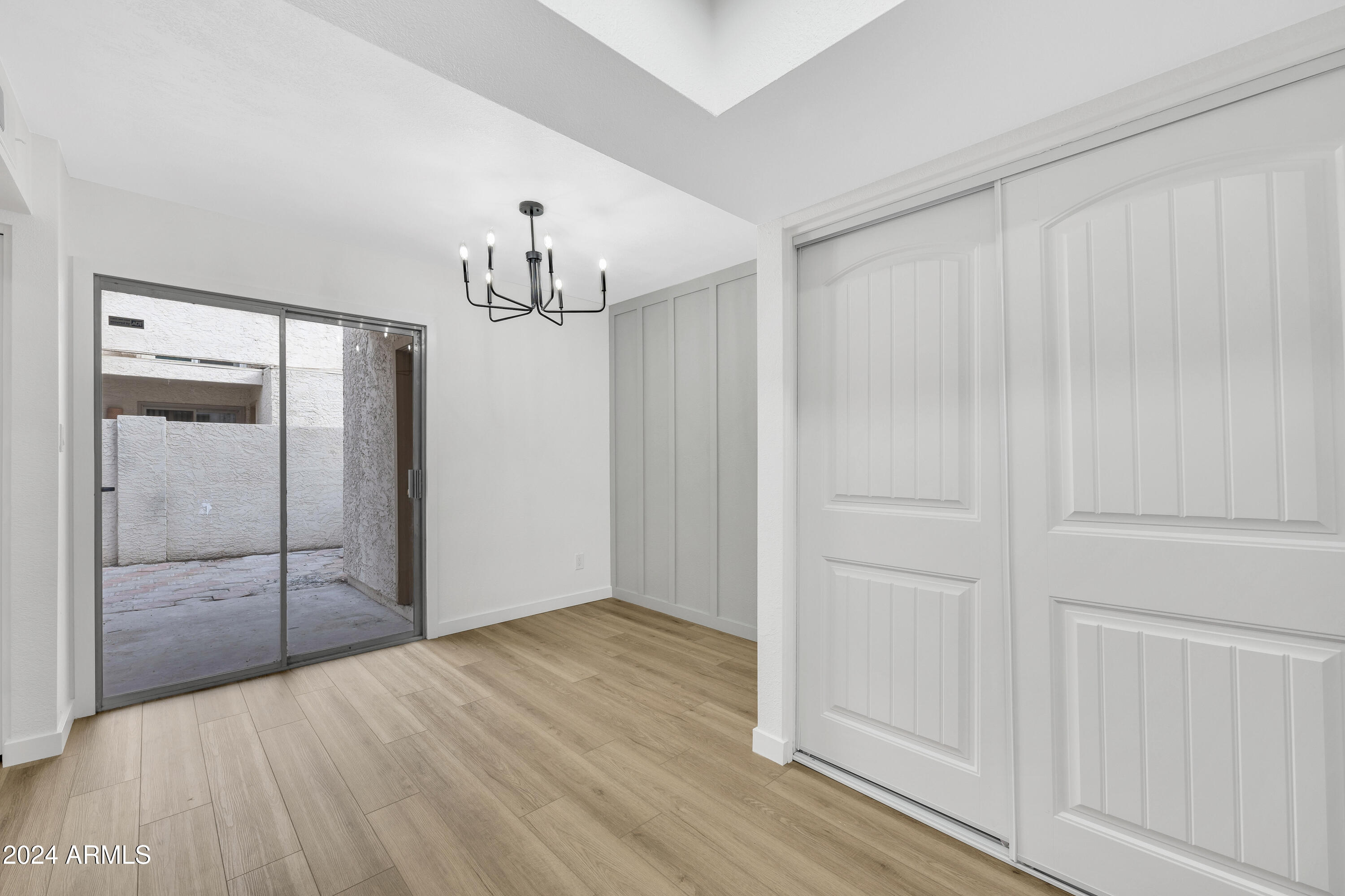 1342 W EMERALD Avenue # 256