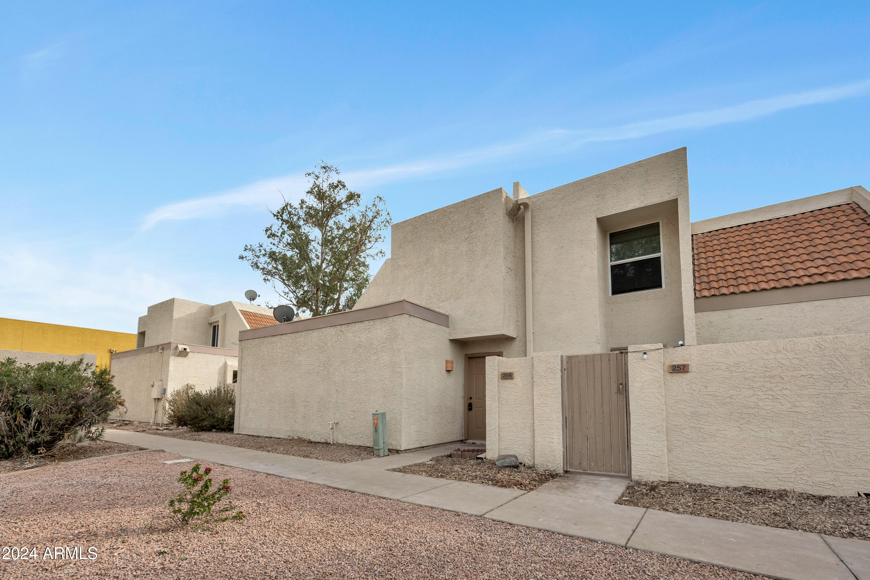 1342 W EMERALD Avenue # 256