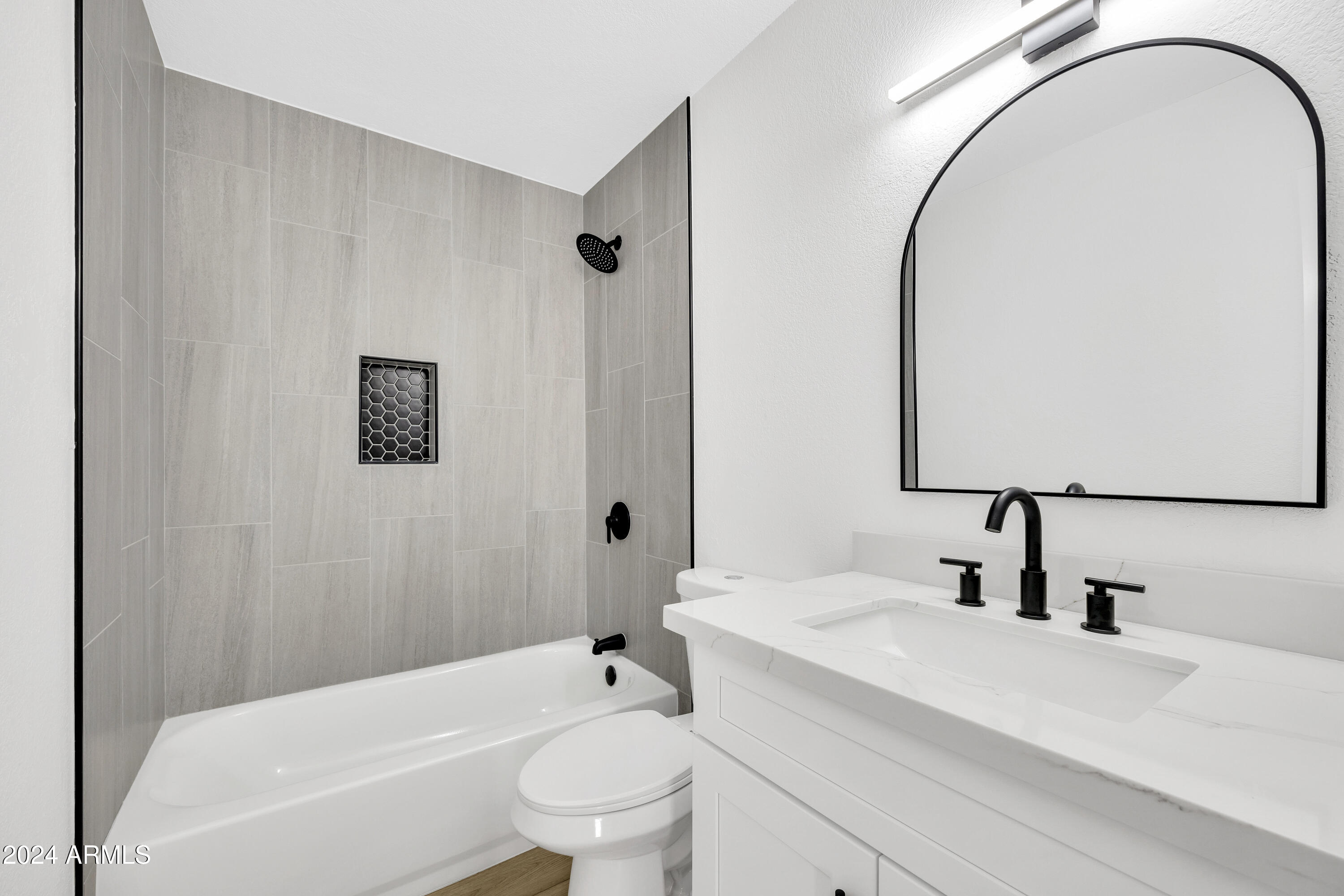 1342 W EMERALD Avenue # 256