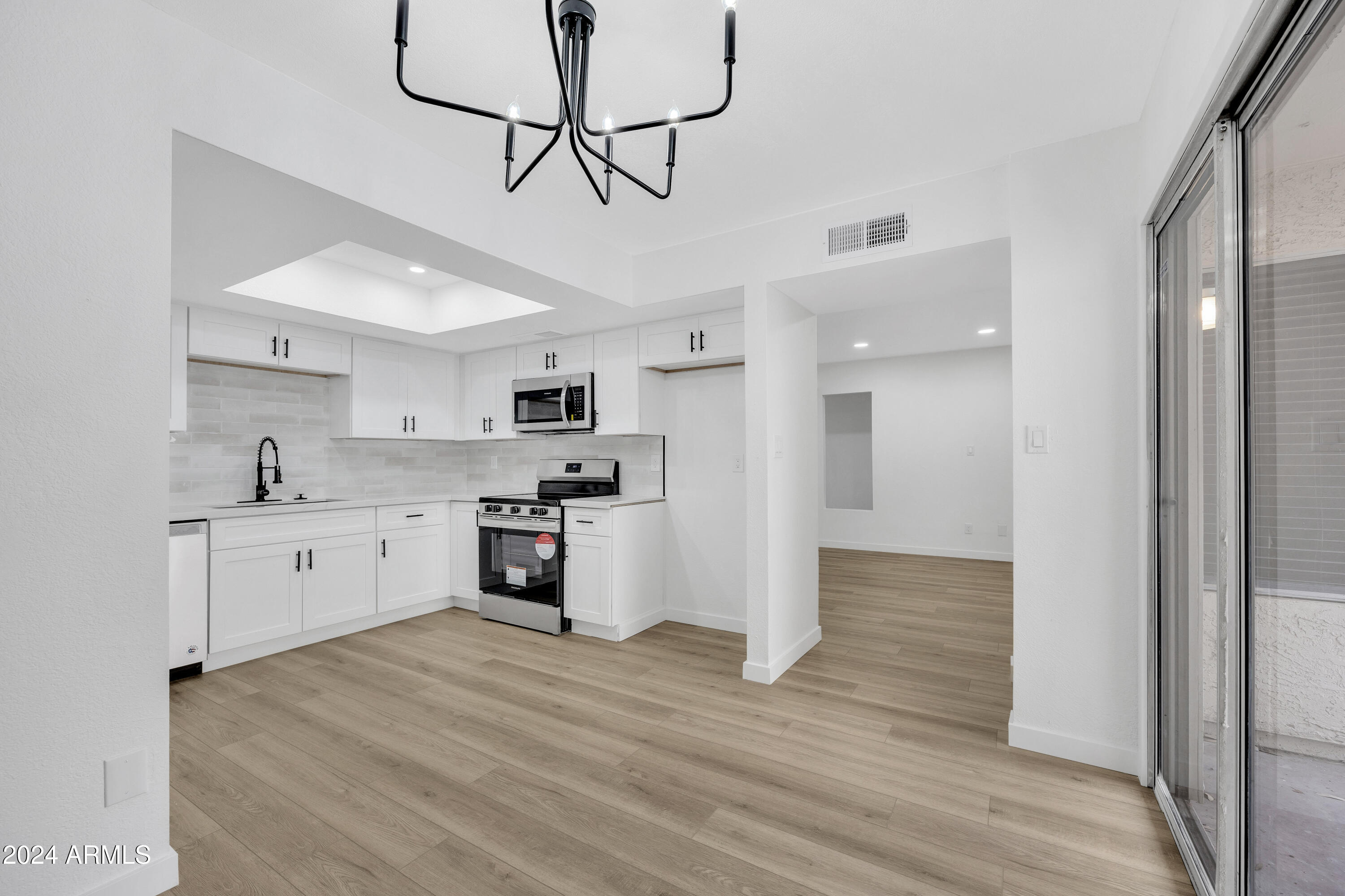 1342 W EMERALD Avenue # 256