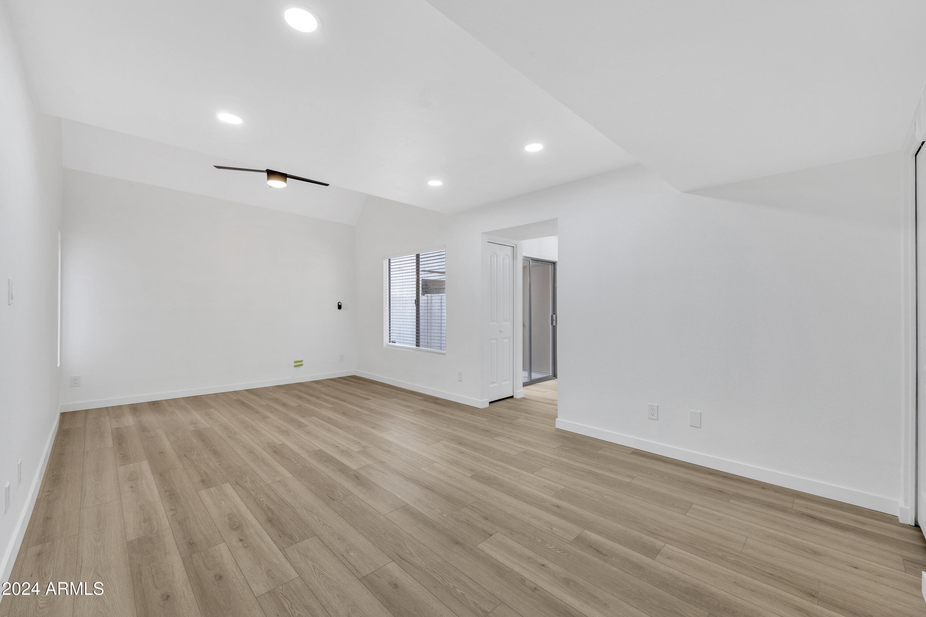 1342 W EMERALD Avenue # 256