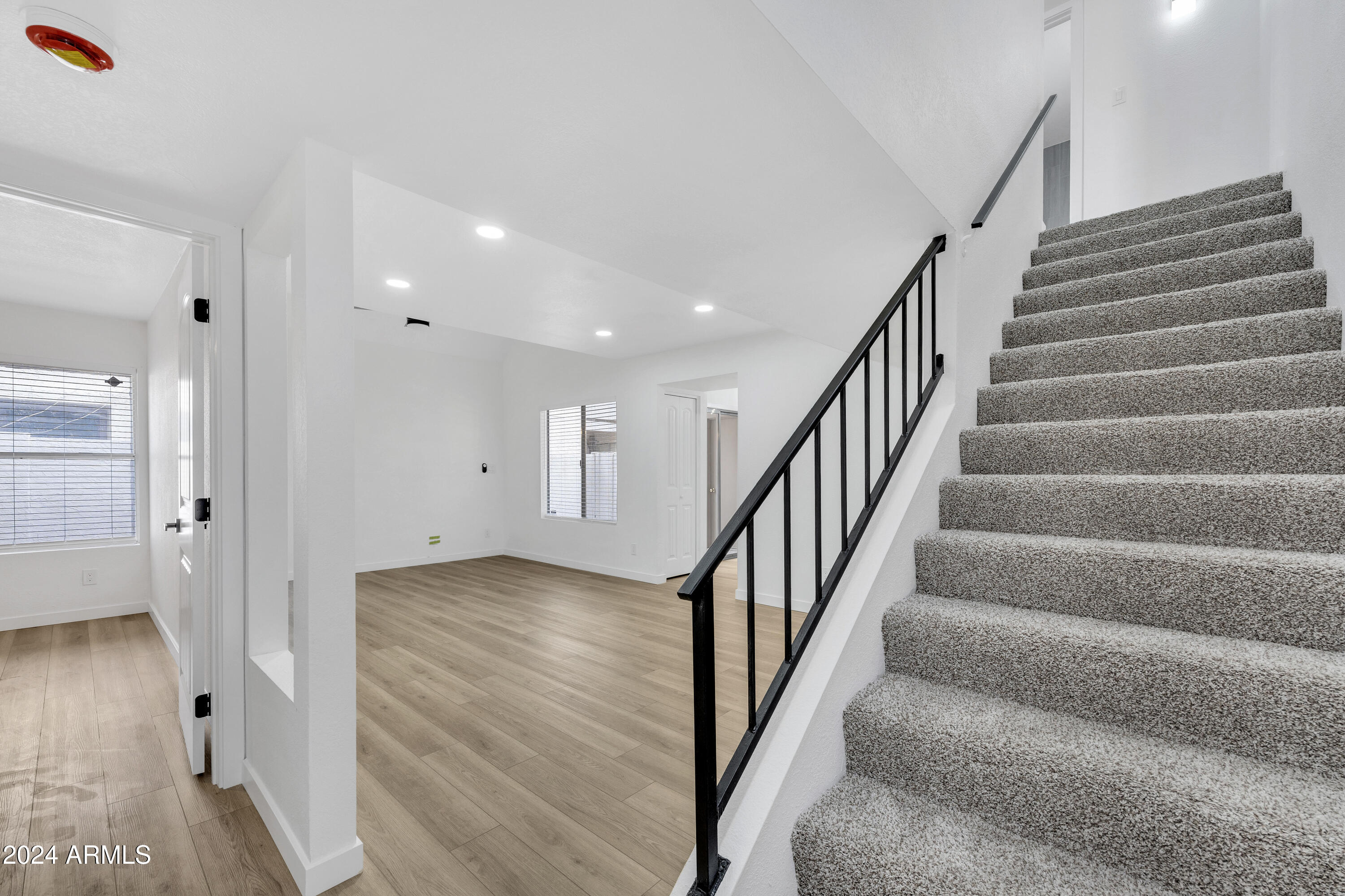 1342 W EMERALD Avenue # 256