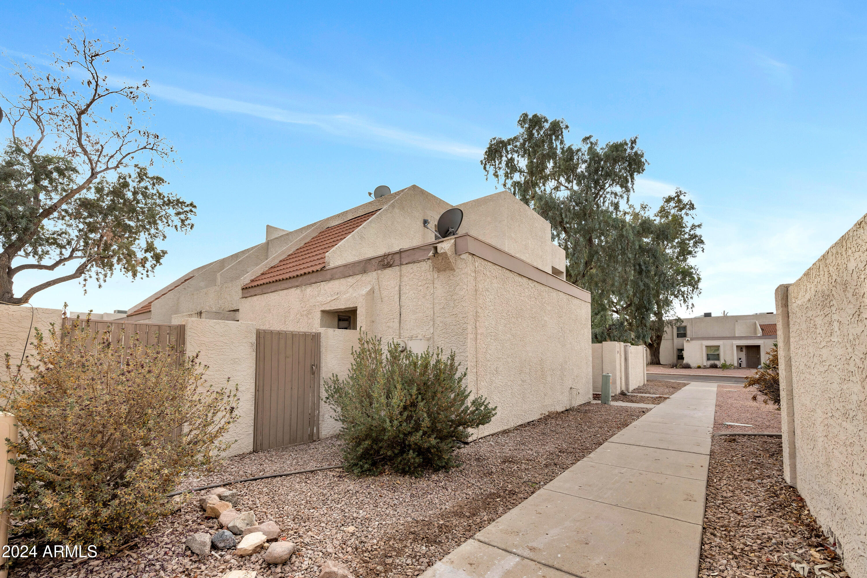 1342 W EMERALD Avenue # 256