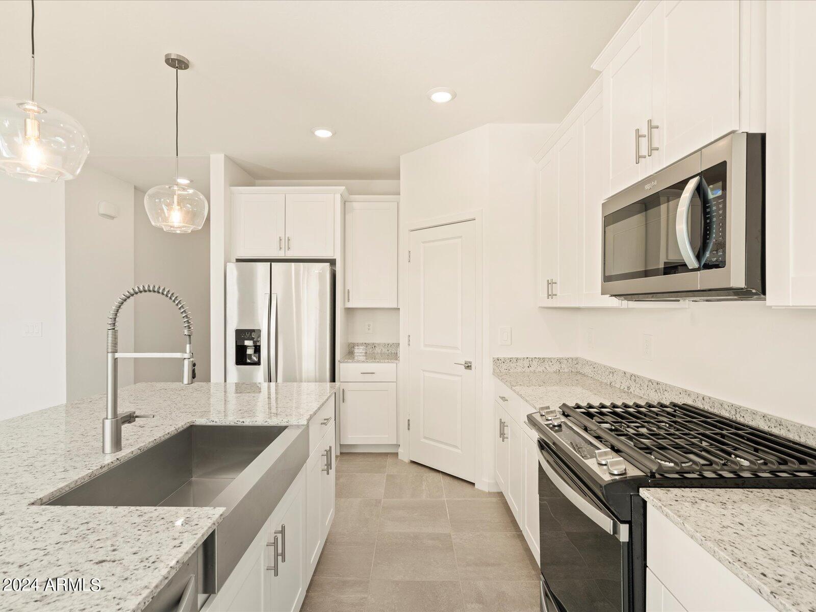 19295 N AVELINO Drive