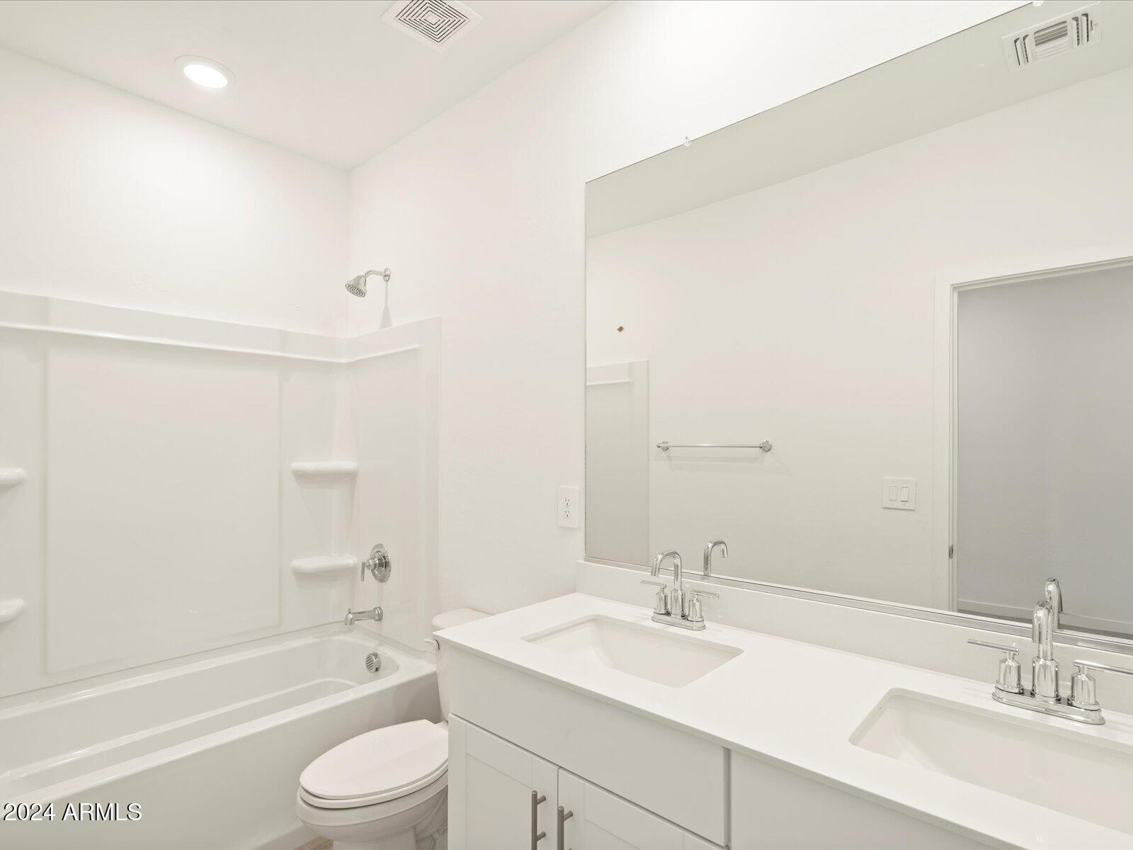 19295 N AVELINO Drive