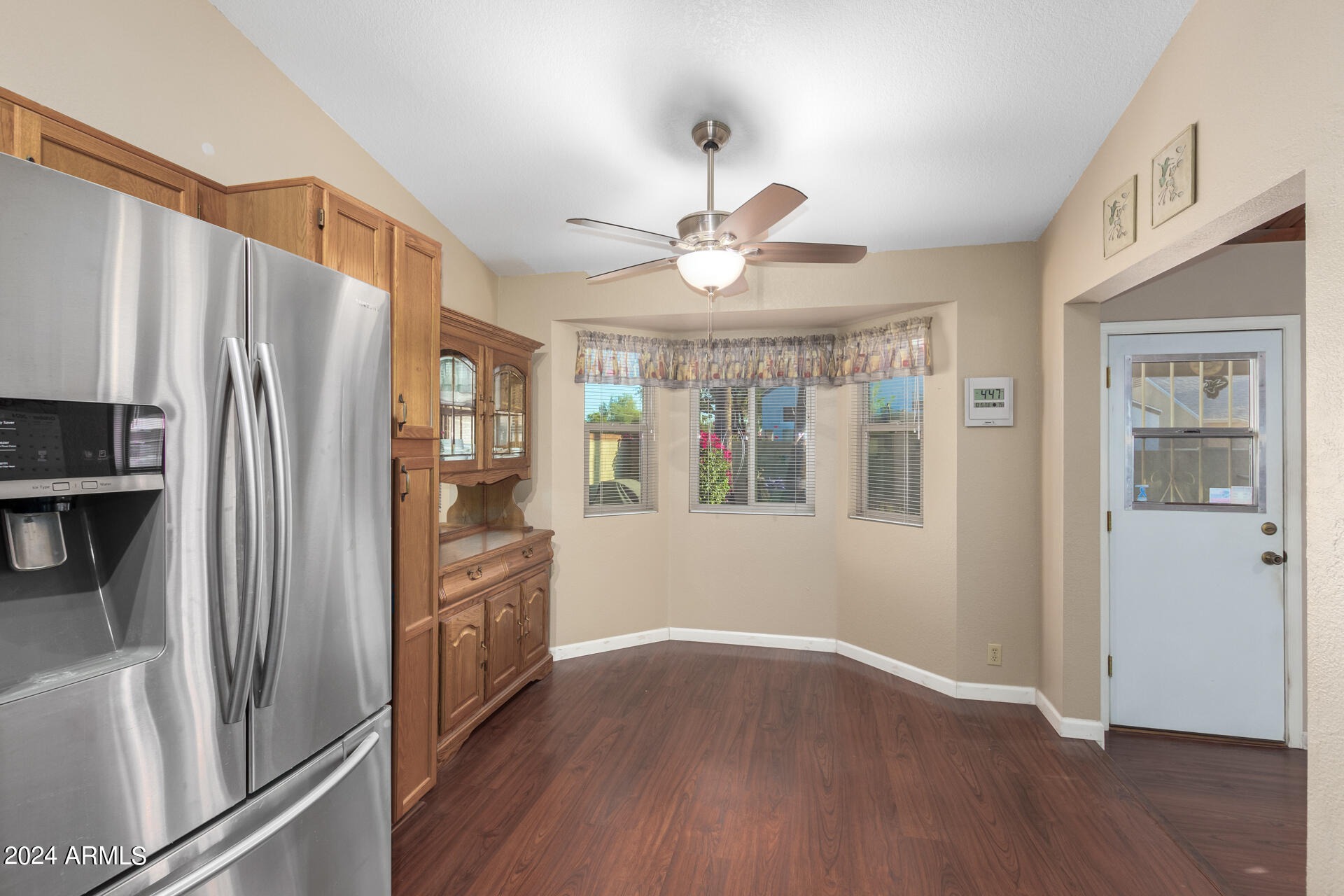 1531 E ROSEMONTE Drive