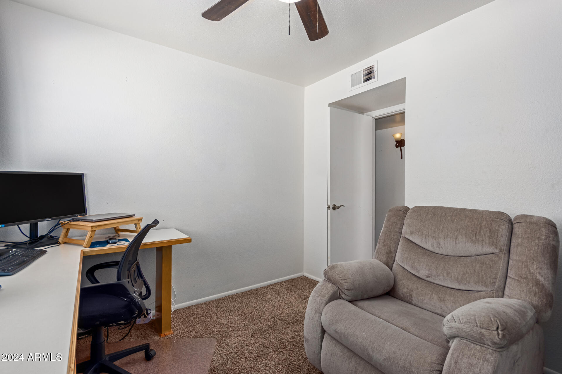 944 S VALENCIA -- # 21