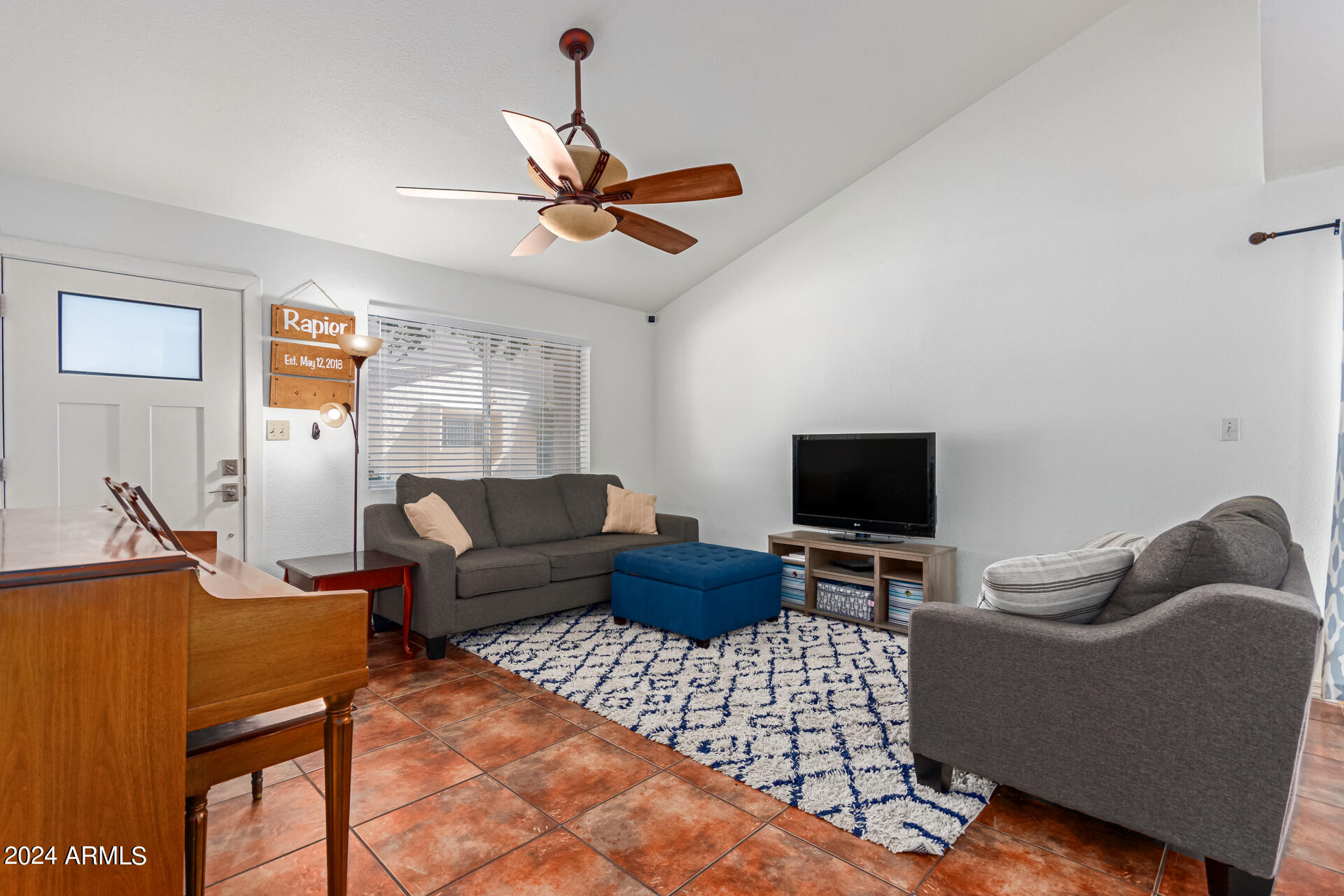 944 S VALENCIA -- # 21