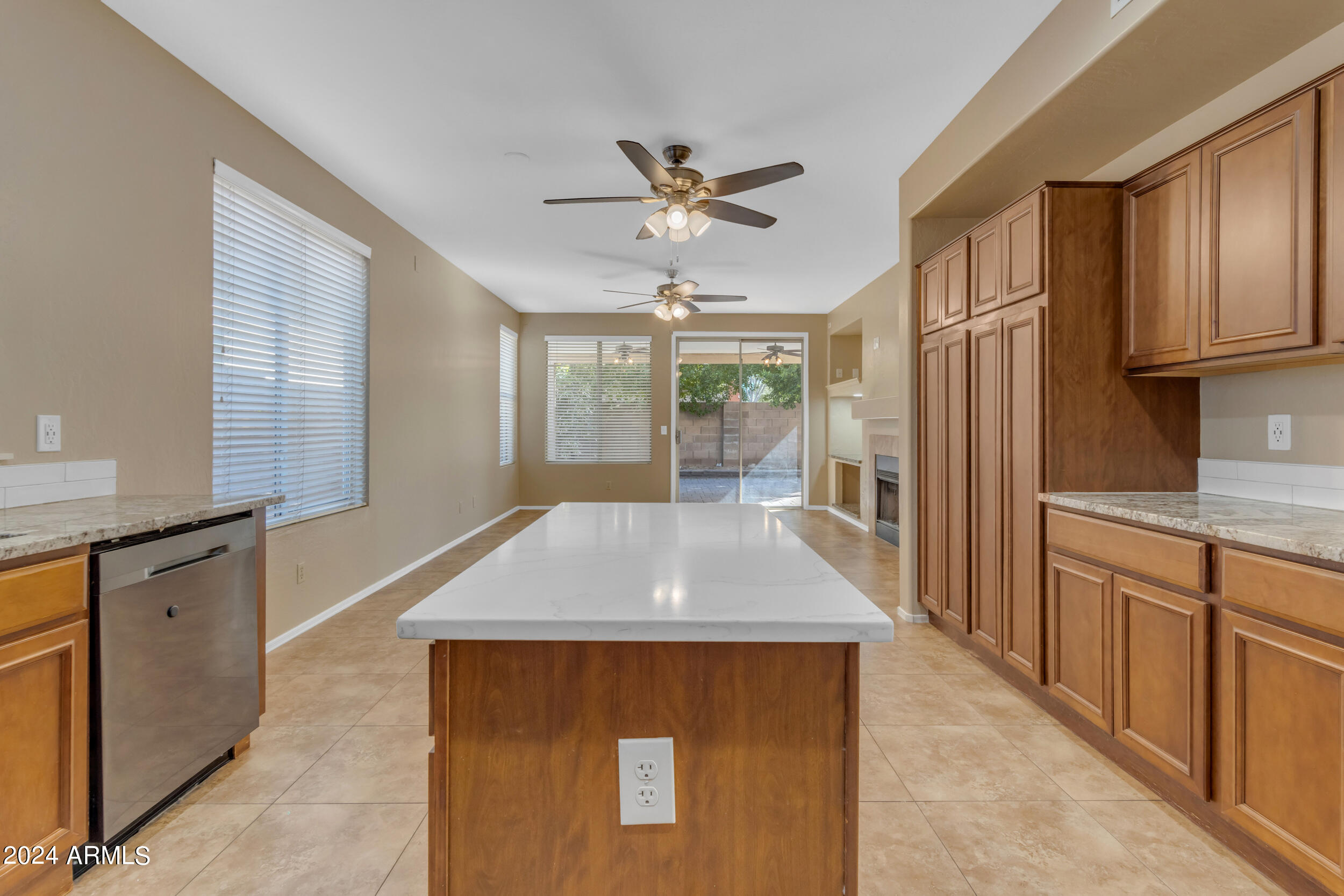 971 N FLORENCE Drive