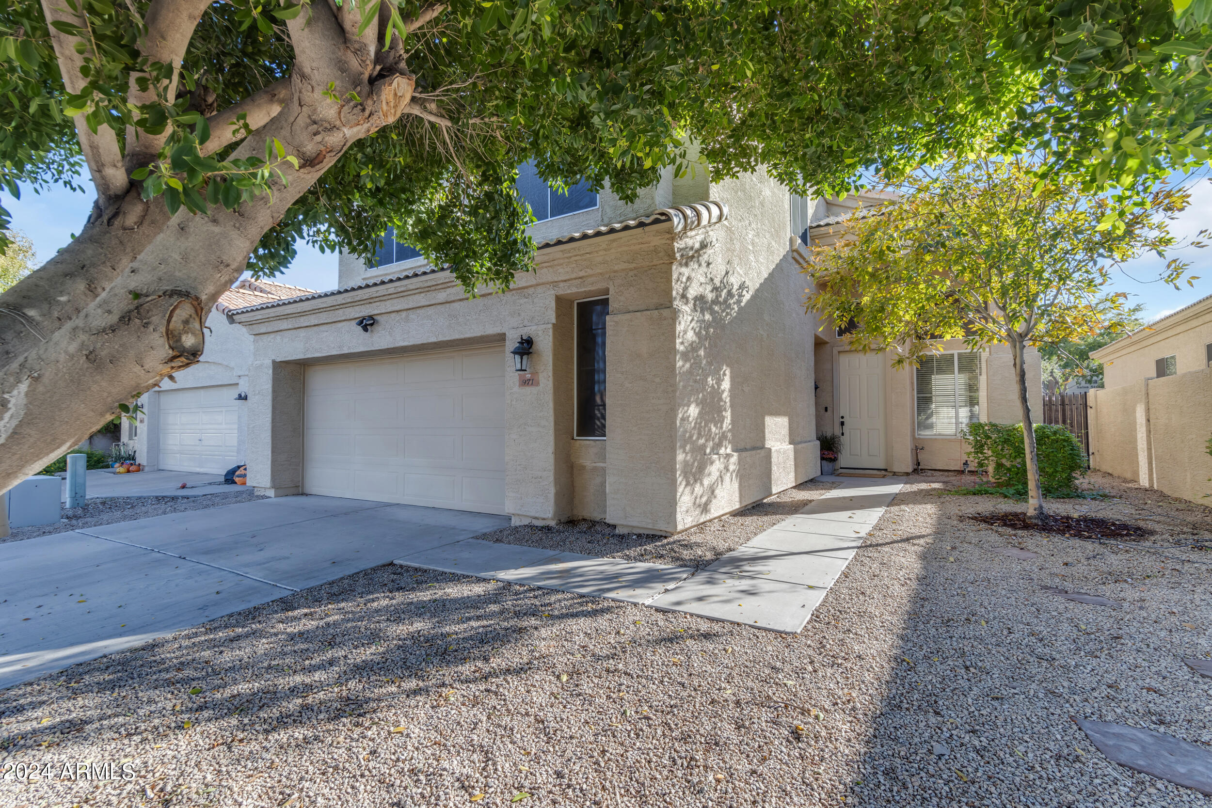 971 N FLORENCE Drive