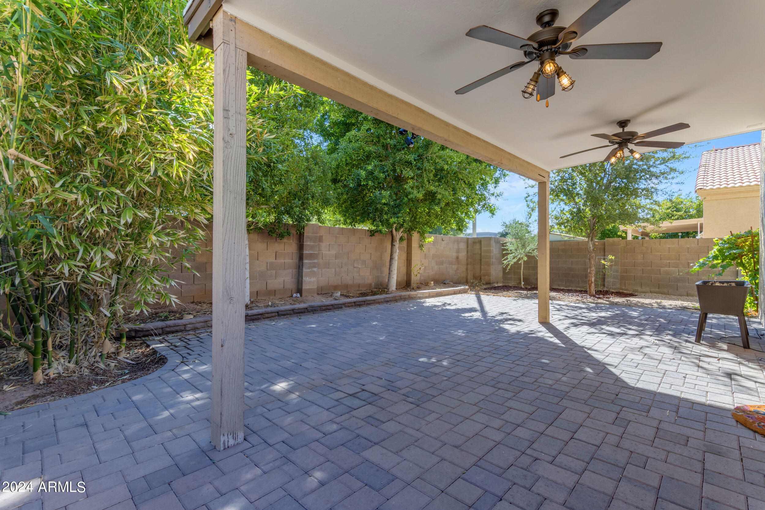 971 N FLORENCE Drive