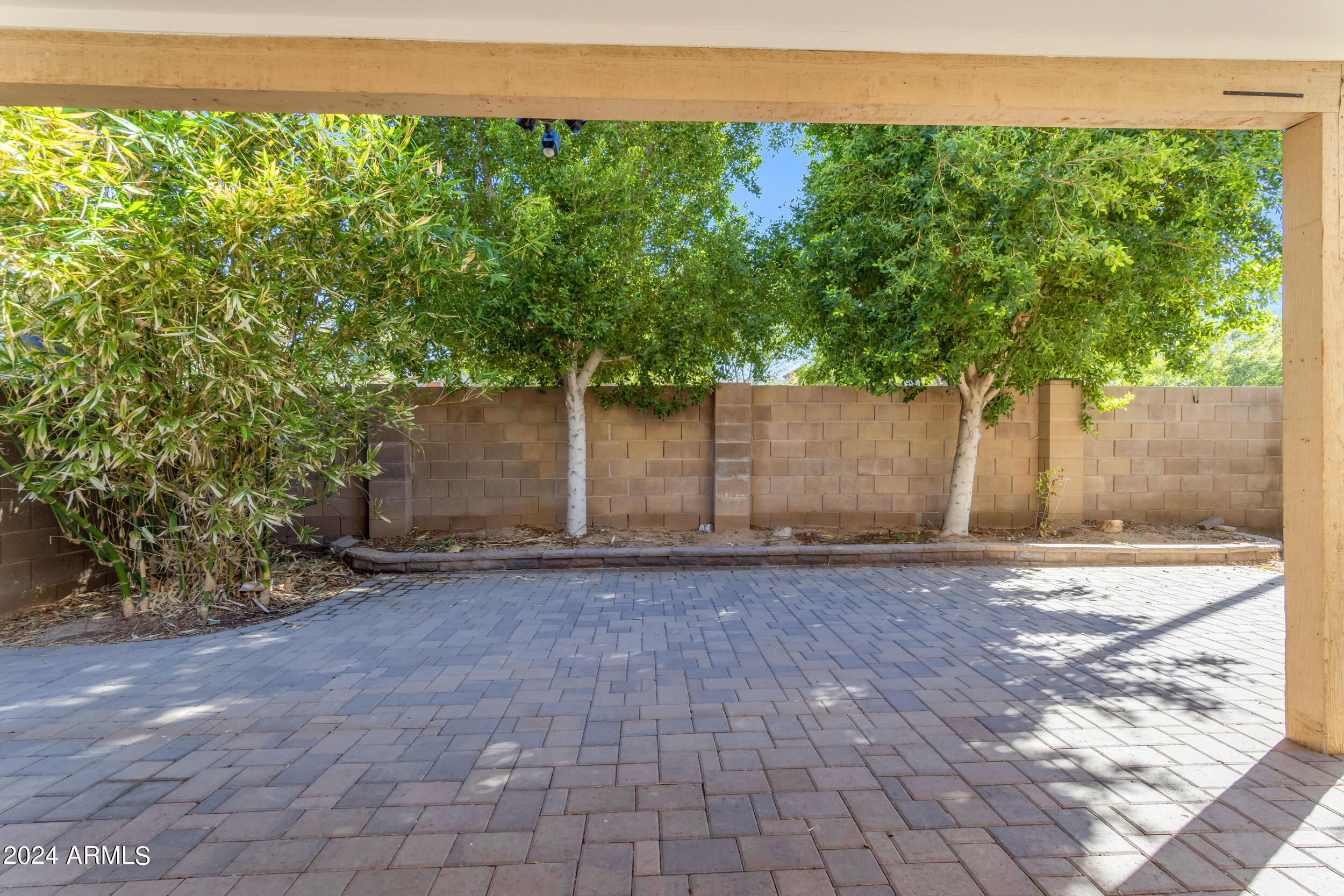 971 N FLORENCE Drive