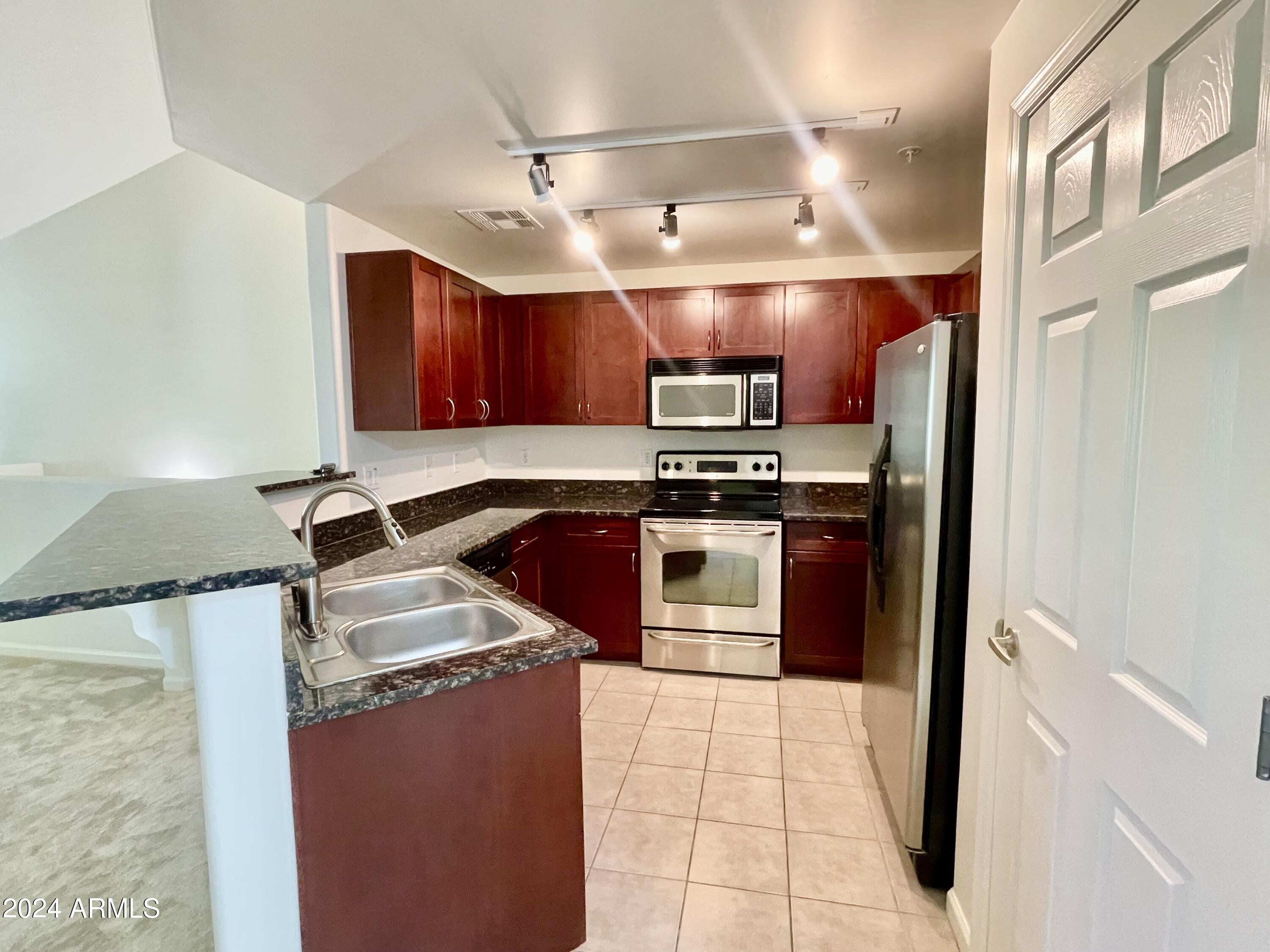 1920 E BELL Road # 1028