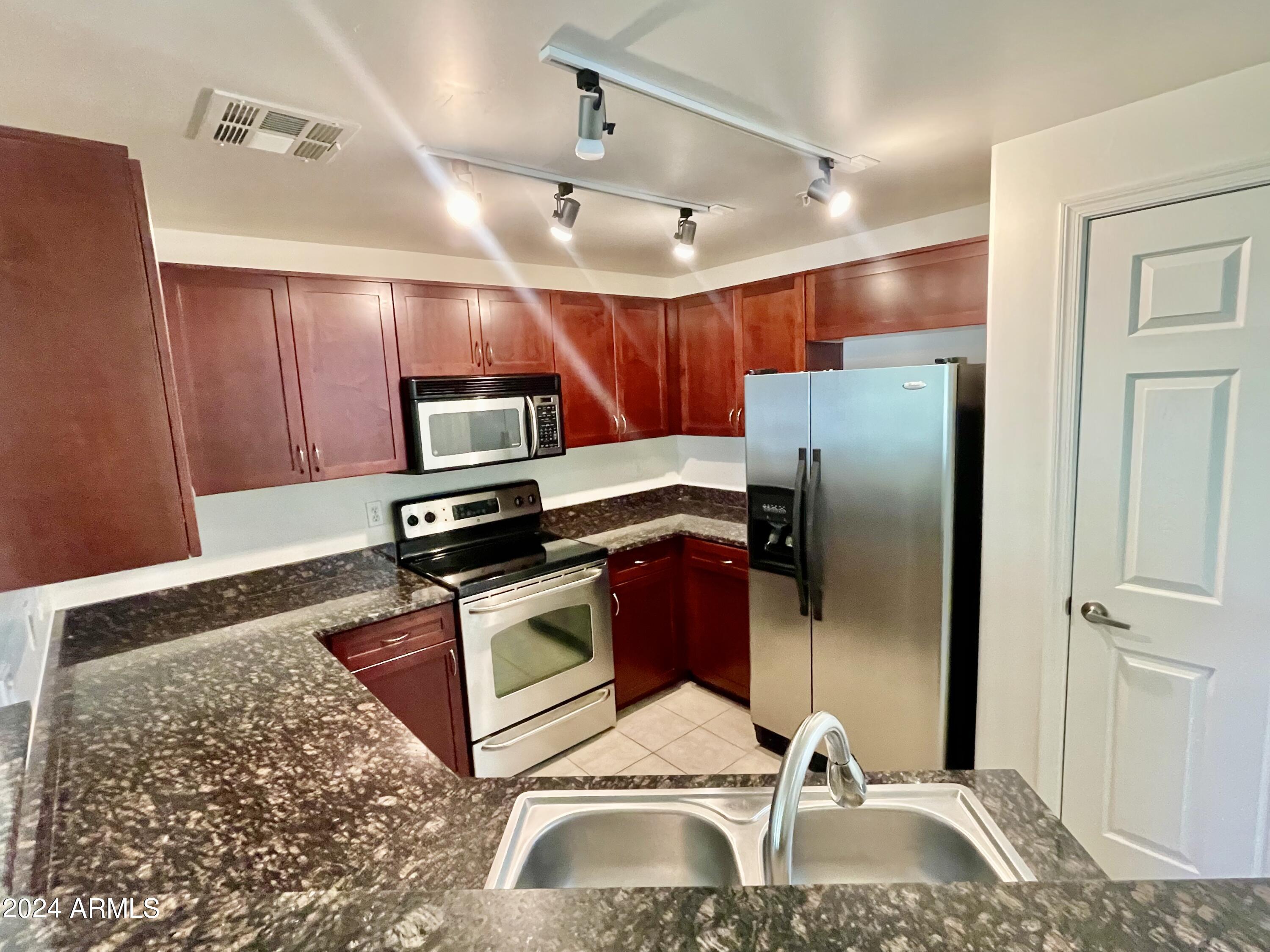 1920 E BELL Road # 1028