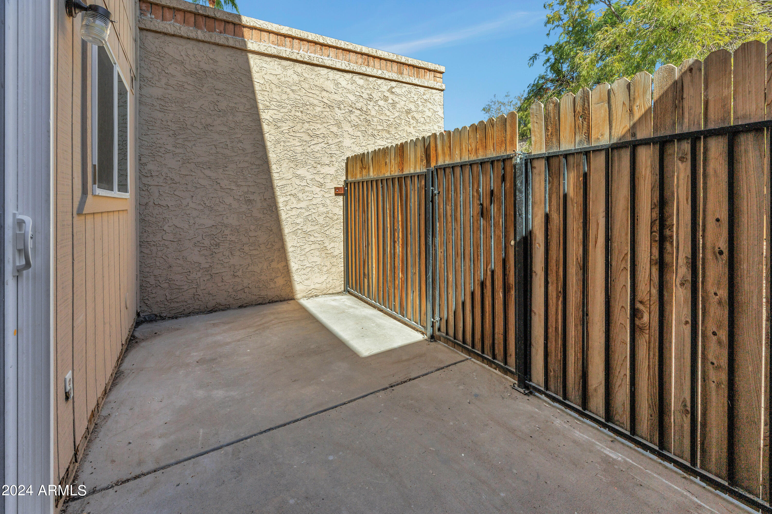 10411 N 11TH Avenue # 27