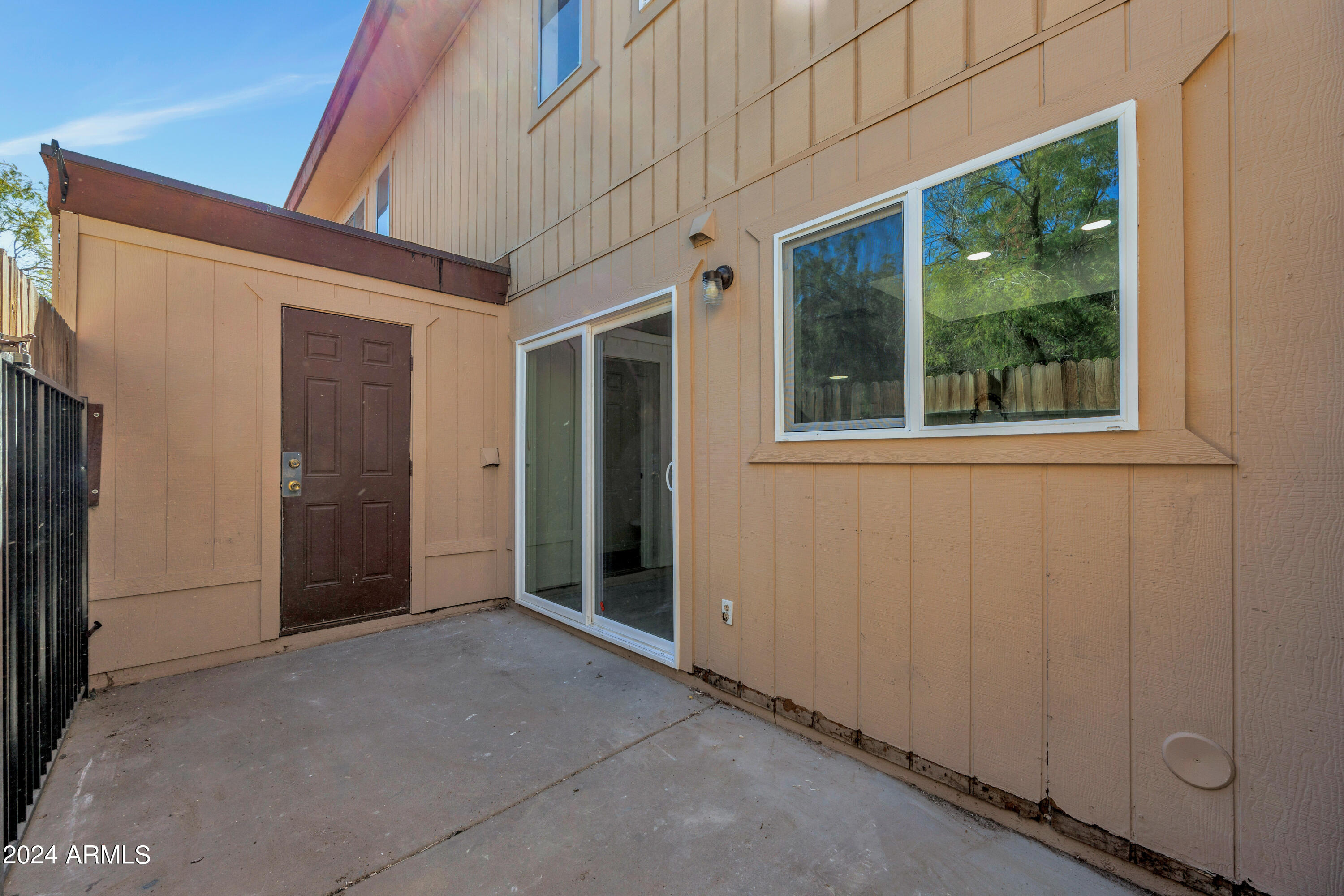 10411 N 11TH Avenue # 27