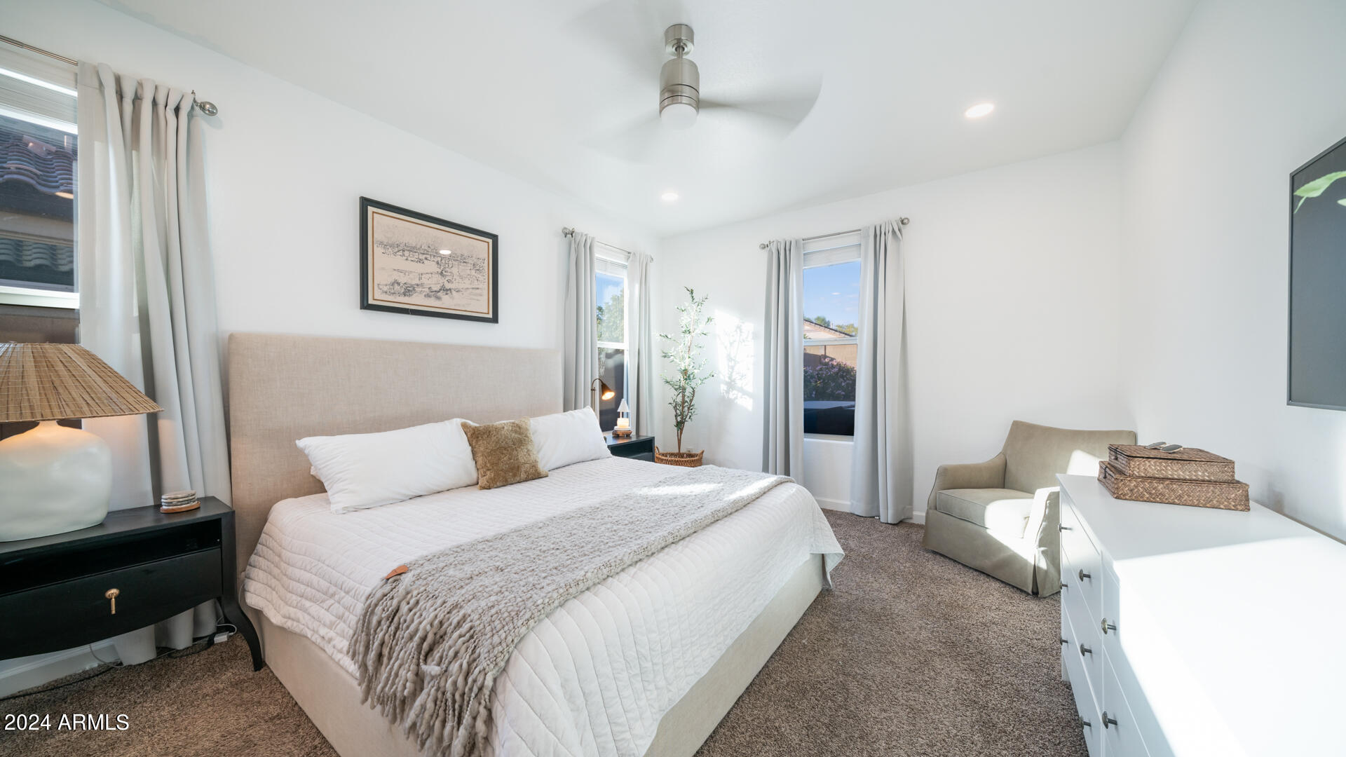 12002 W LONE TREE Trail