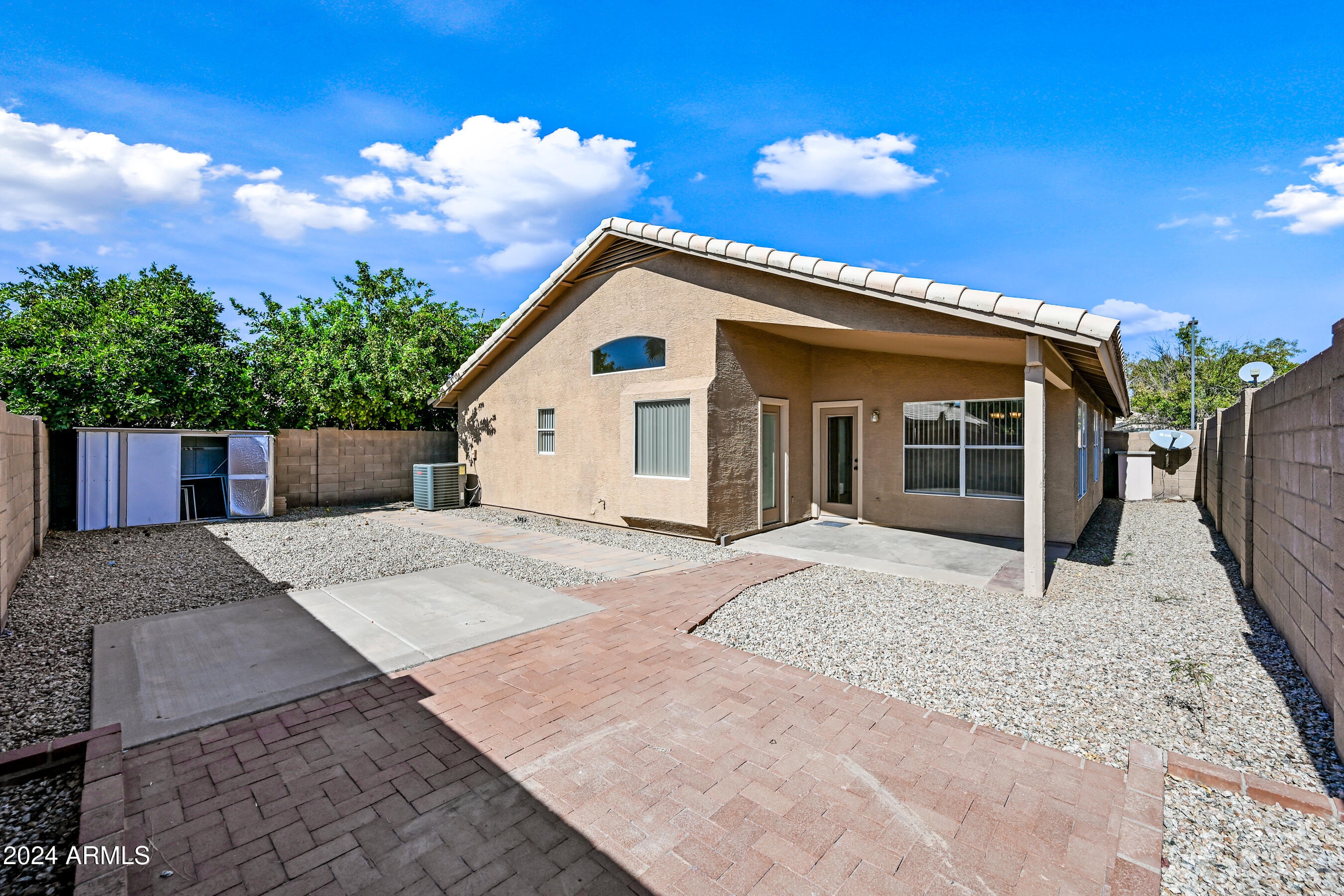 3917 E STANFORD Avenue