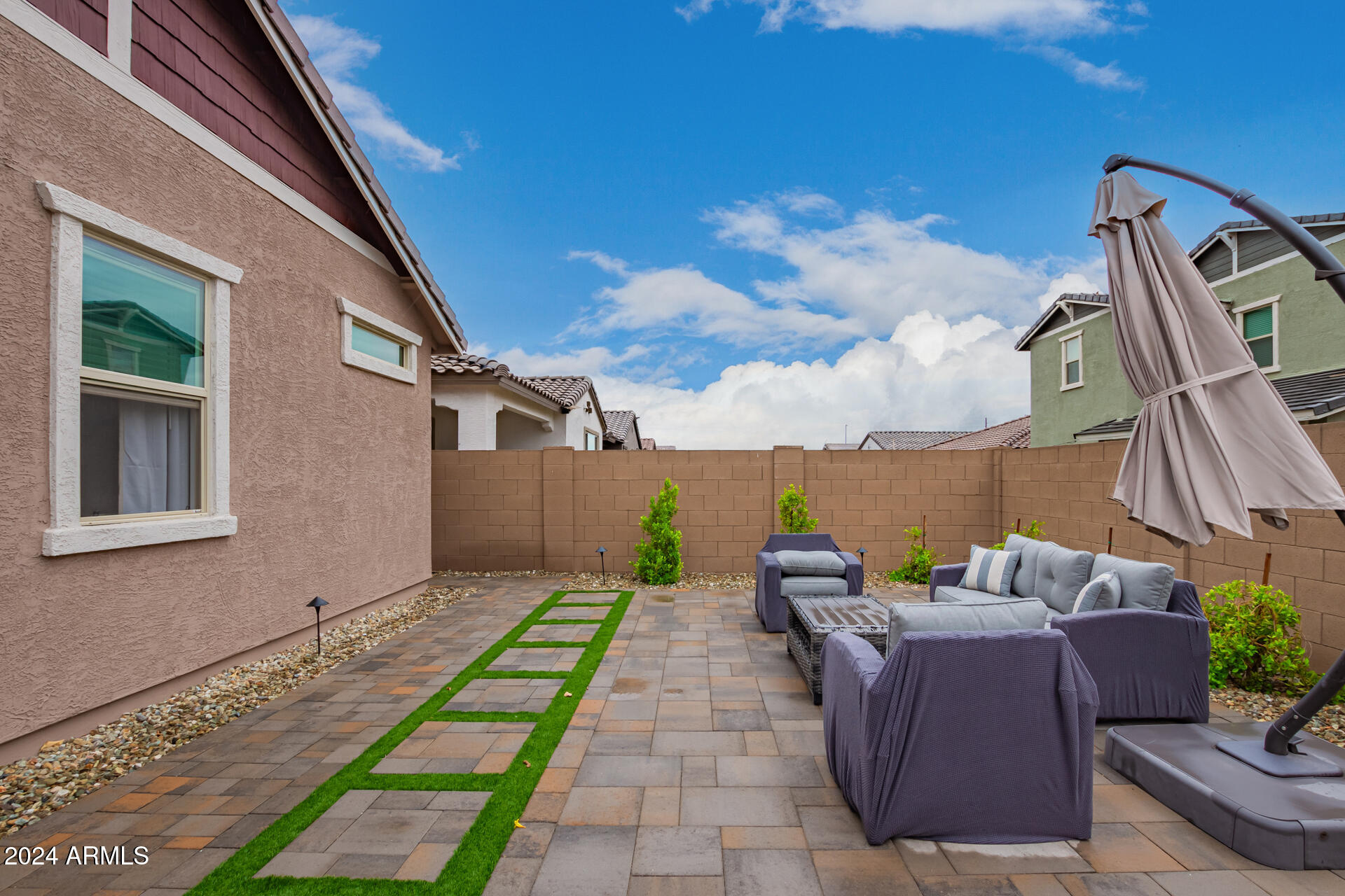 4078 E CATCLAW Street