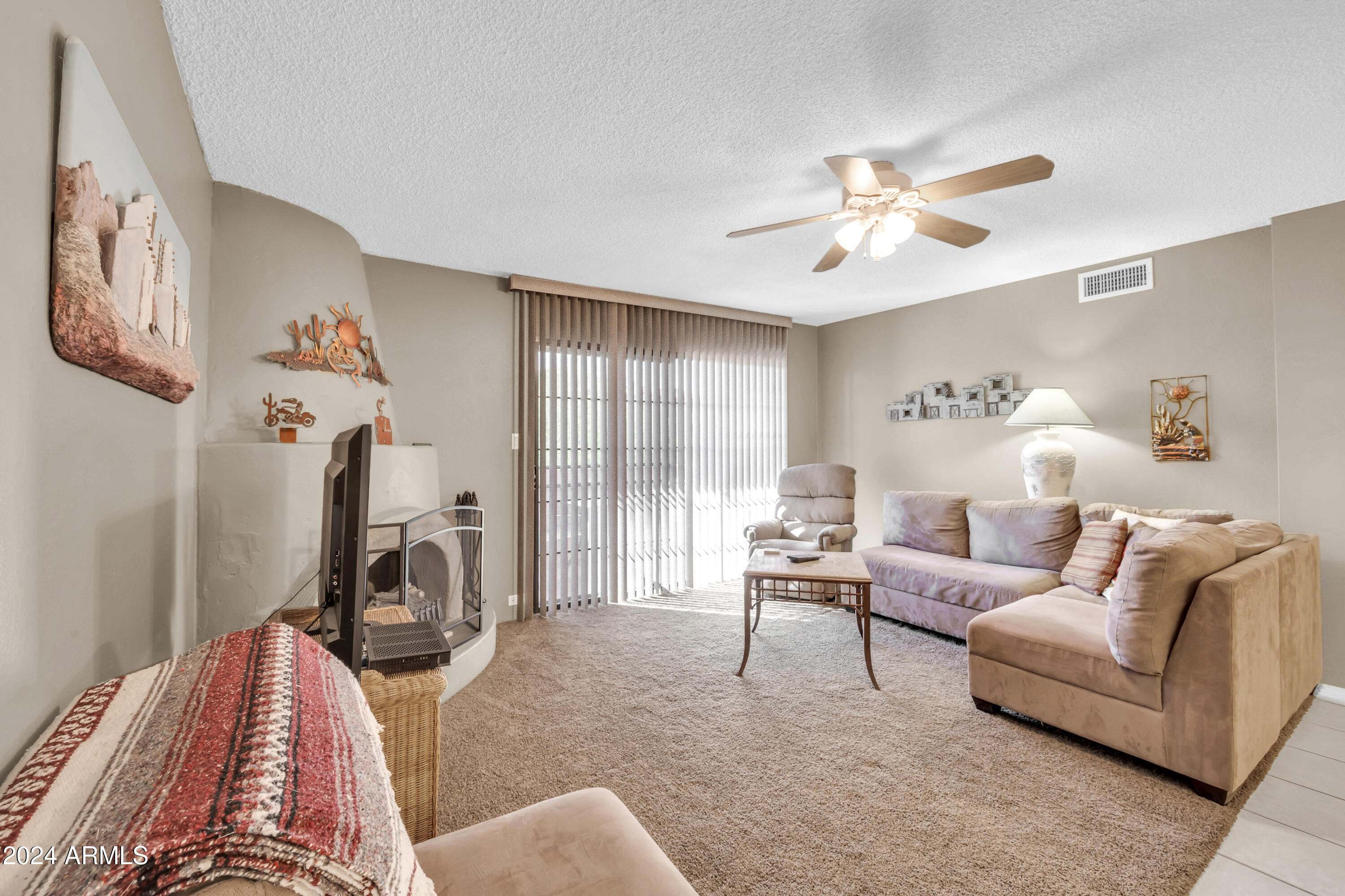 10410 N CAVE CREEK Road # 2022