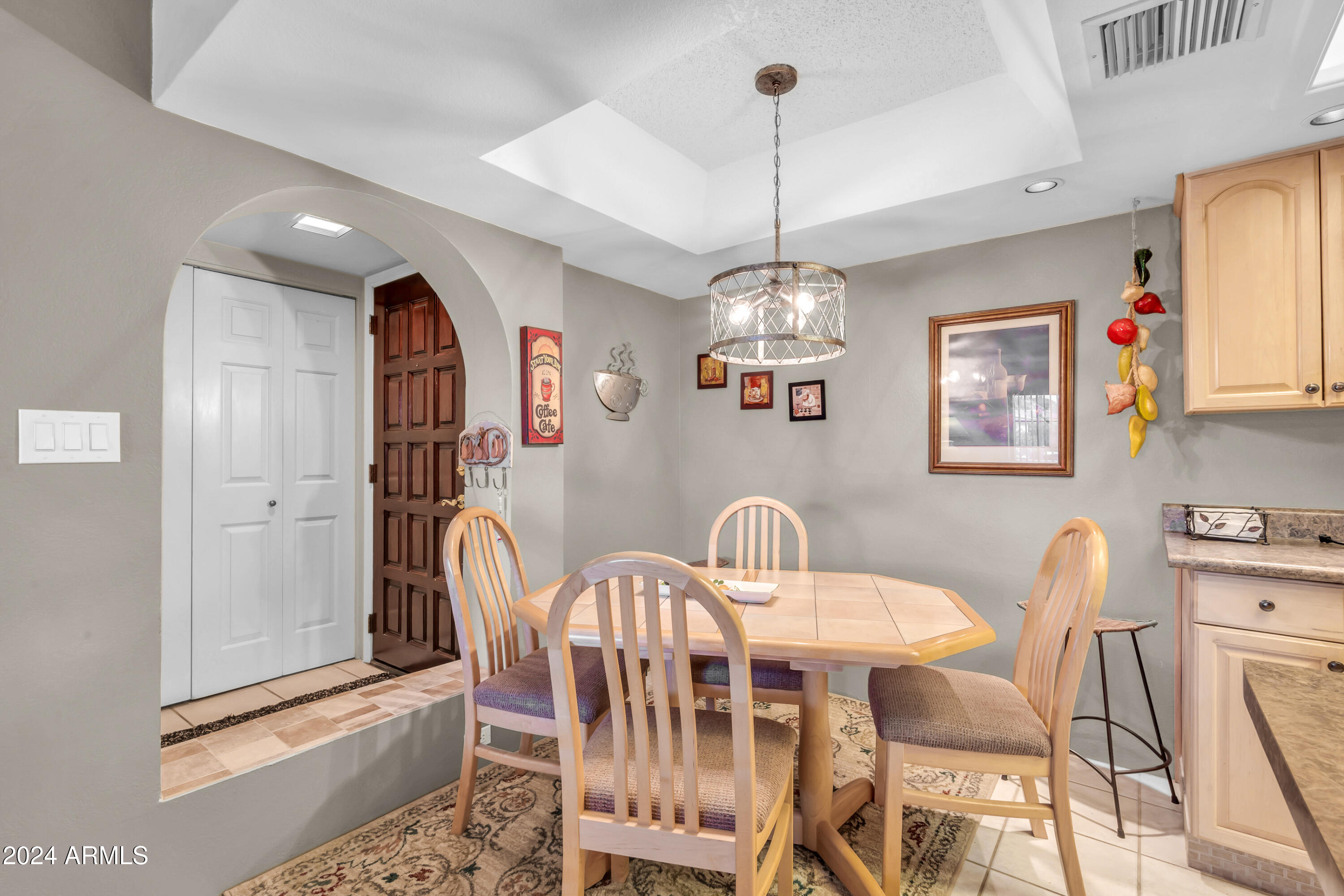 10410 N CAVE CREEK Road # 2022