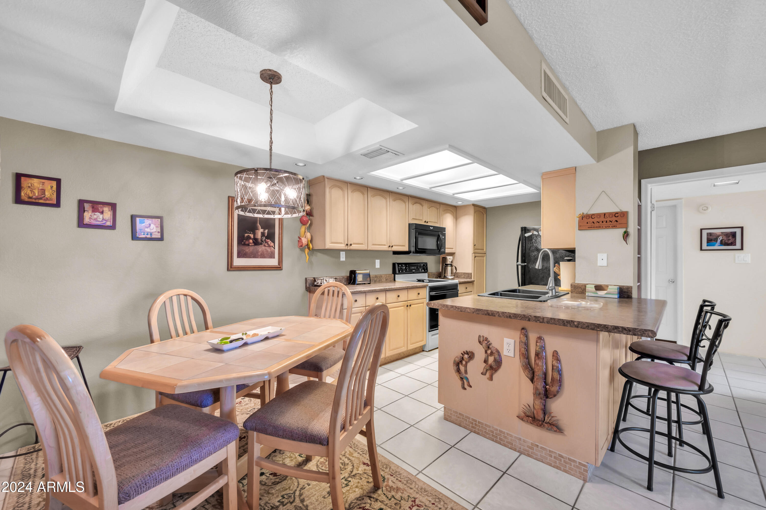 10410 N CAVE CREEK Road # 2022