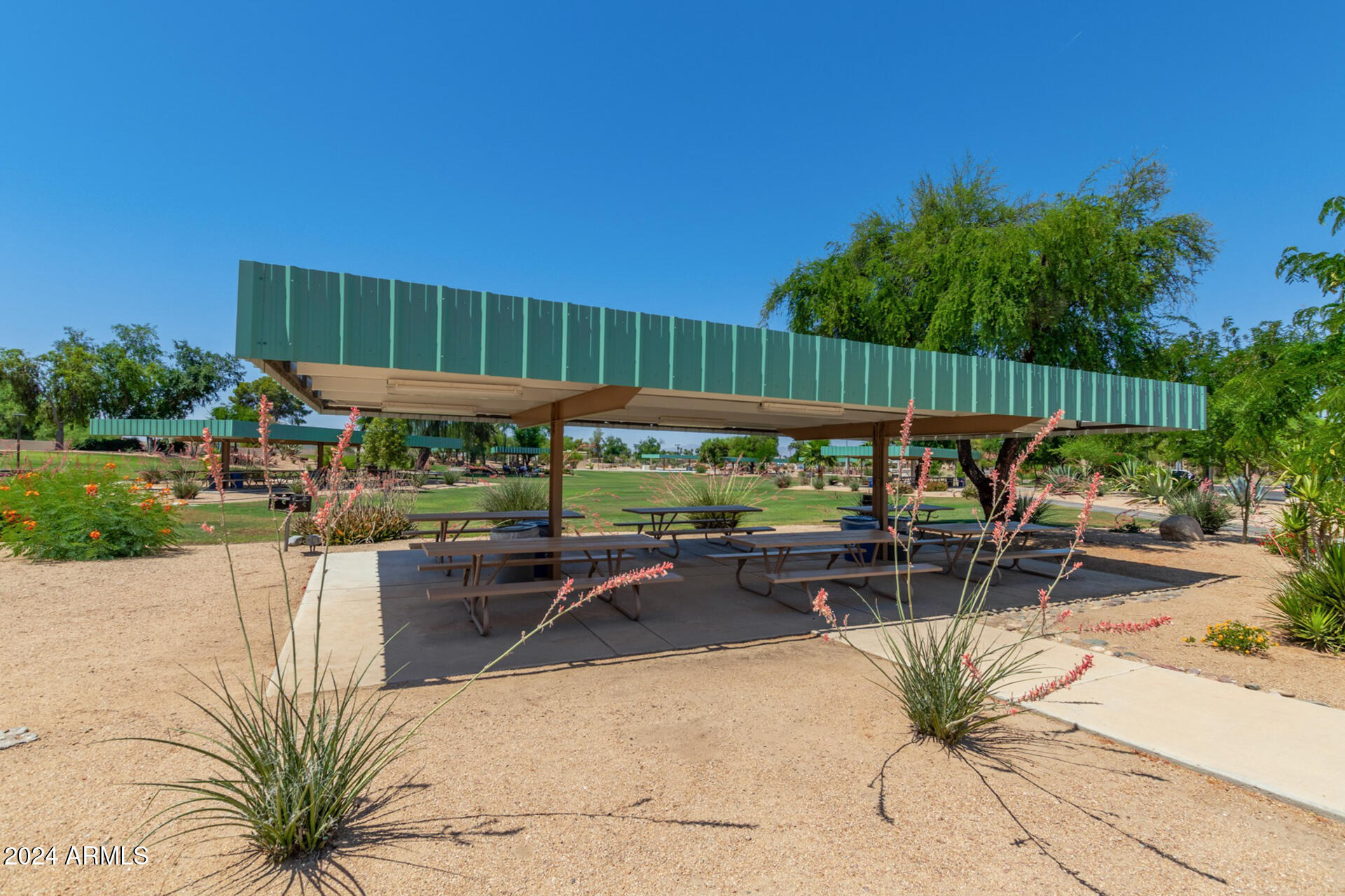 13710 W COUNTRYSIDE Drive