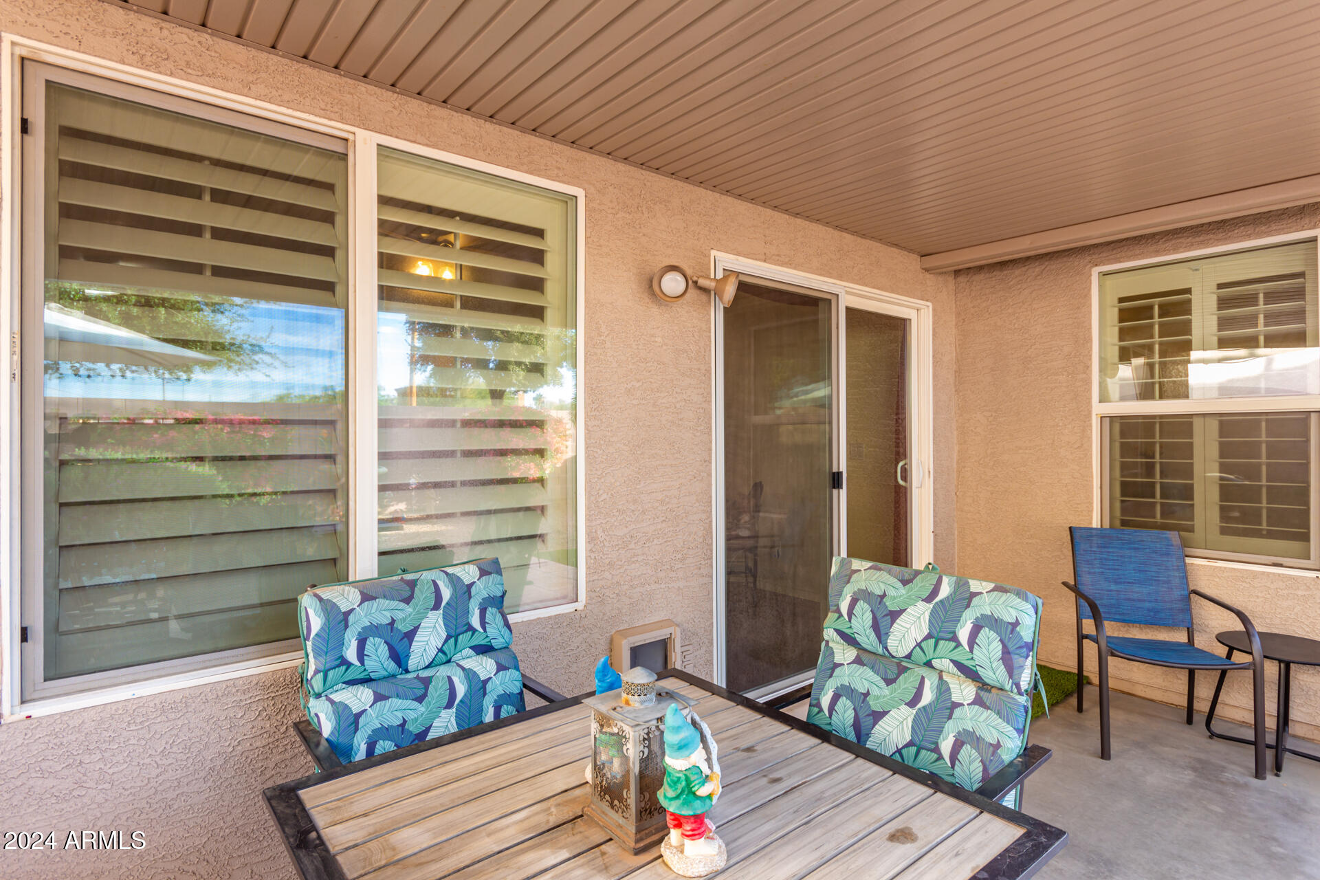 1366 E AUGUSTA Avenue